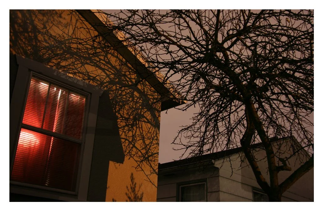 room_at_night.jpg