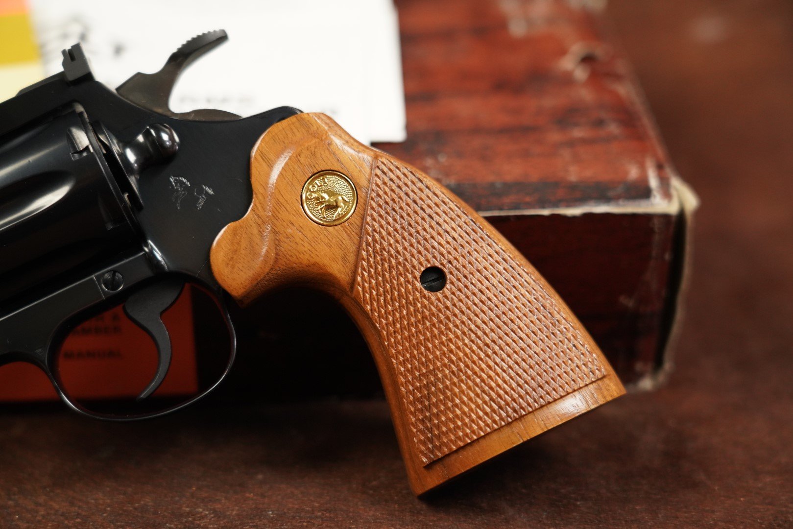 05 Colt Model Diamondback D5160 .22 LR 6%22 Blued Double Action Single Action Revolver & Box, MFD 1985.JPG