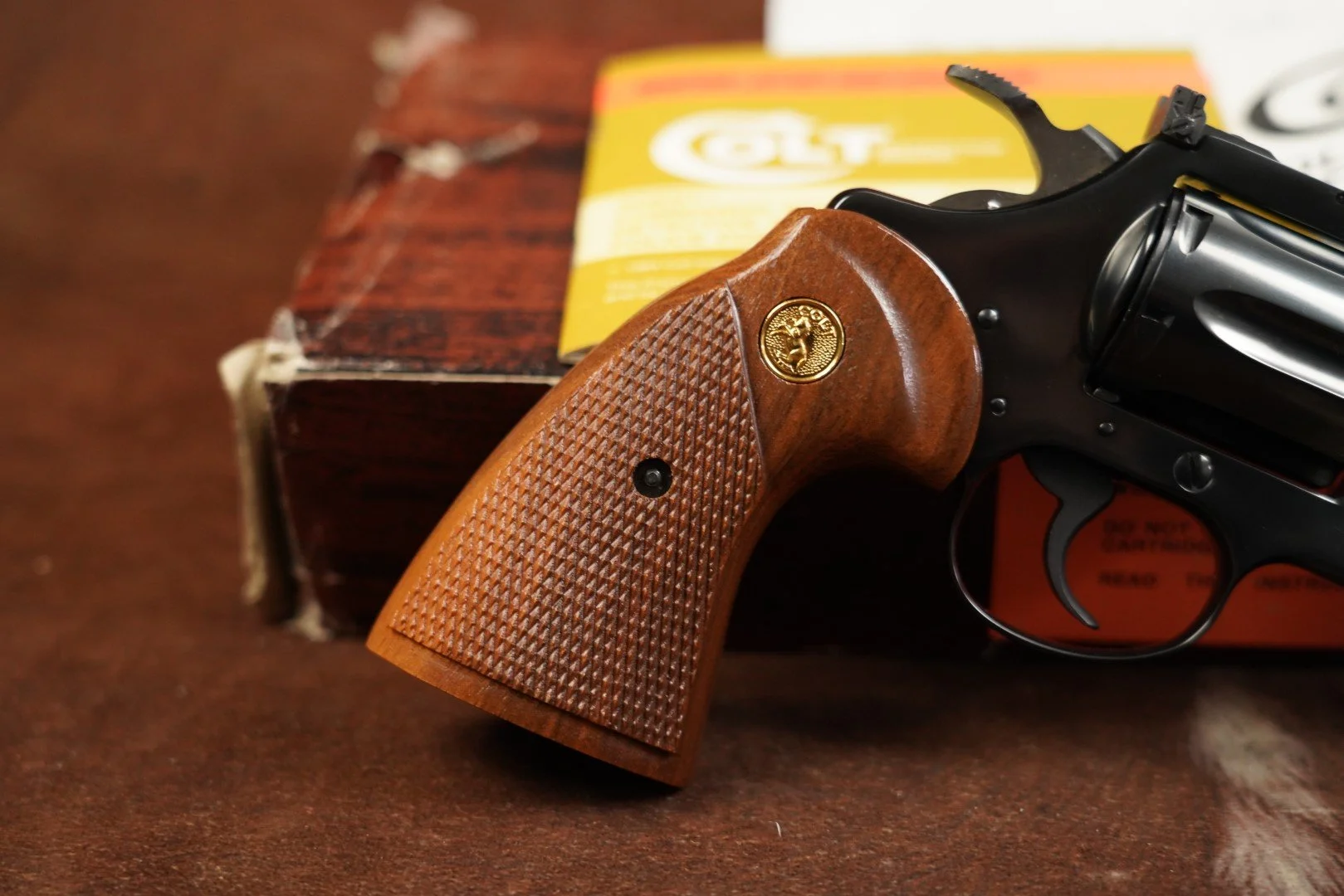 07 Colt Model Diamondback D5160 .22 LR 6%22 Blued Double Action Single Action Revolver & Box, MFD 1985.JPG