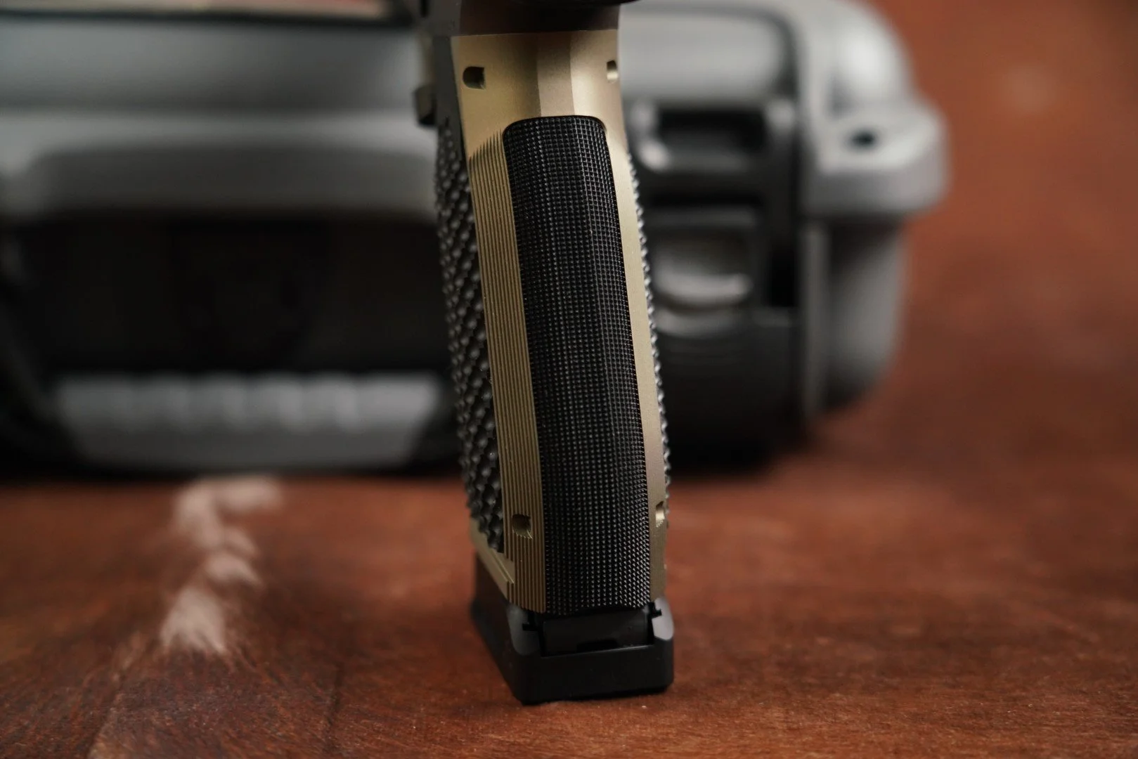 06 Laugo Arms Lancer Systems Alien 9mm 4.8%22 Semi-Auto.JPG