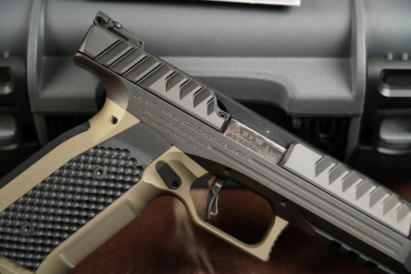 08 Laugo Arms Lancer Systems Alien 9mm 4.8%22 Semi-Auto.JPG