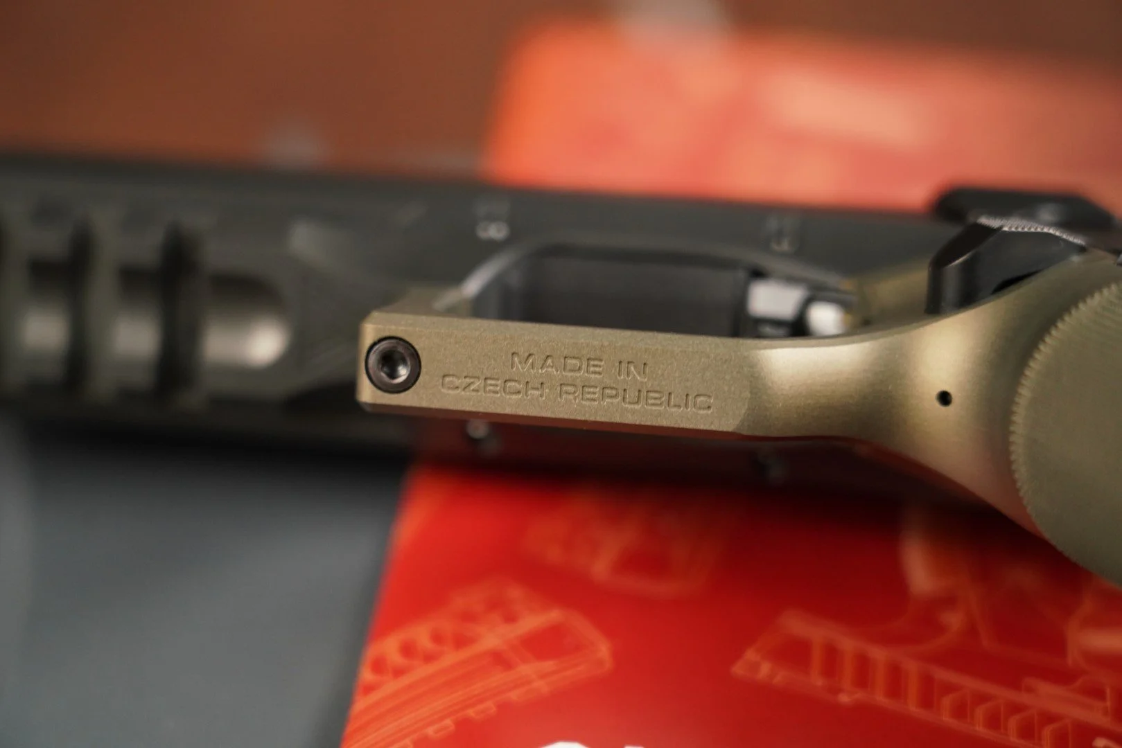 11 Laugo Arms Lancer Systems Alien 9mm 4.8%22 Semi-Auto.JPG