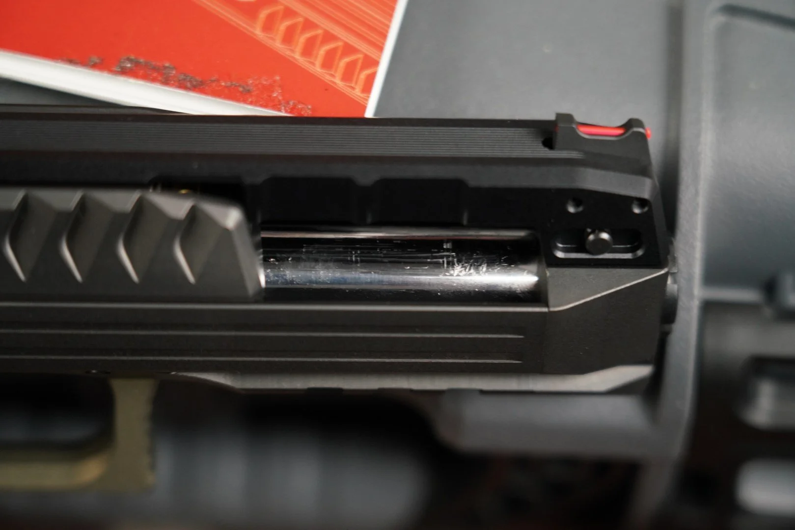 15 Laugo Arms Lancer Systems Alien 9mm 4.8%22 Semi-Auto.JPG