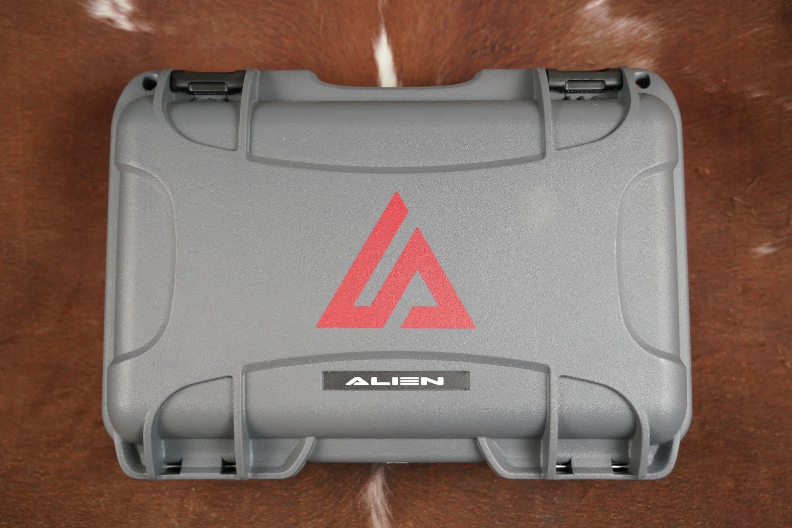 25 Laugo Arms Lancer Systems Alien 9mm 4.8%22 Semi-Auto.JPG