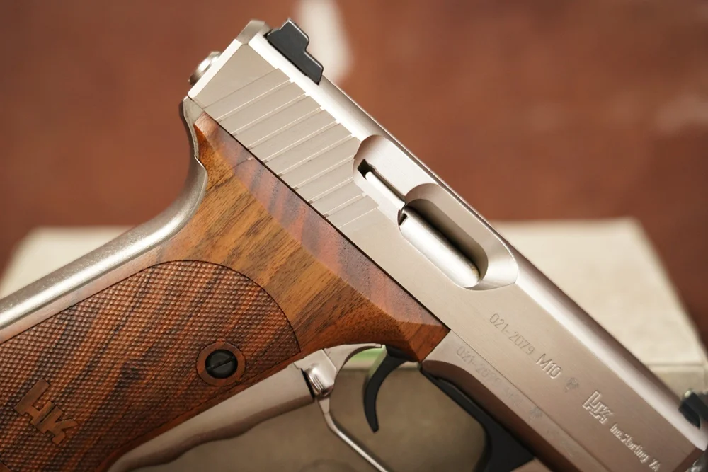 Heckler & Koch P7M10 — .40 S&W Gas-Delayed Semi-Automatic Pistol (1992 ...
