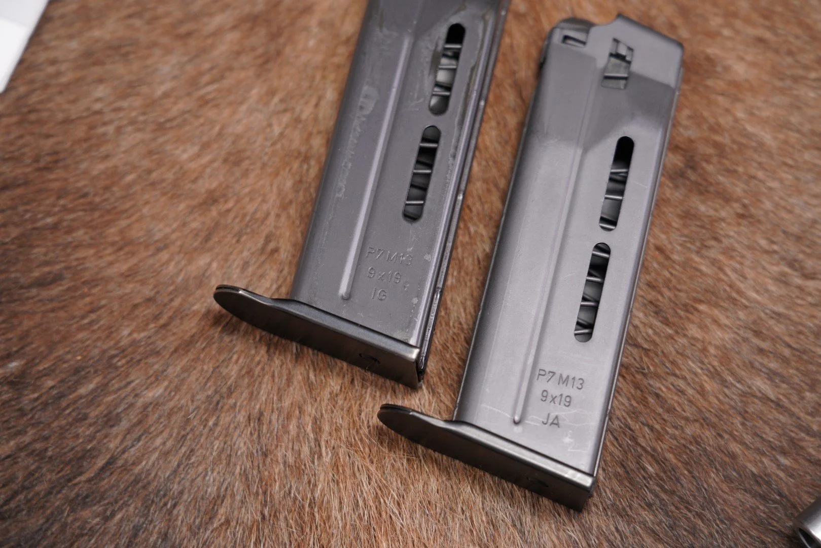 08 Heckler & Koch HK P7M13 P7-M13 9mm Para 4%22 Semi-Automatic Pistol, MFD 1987.JPG