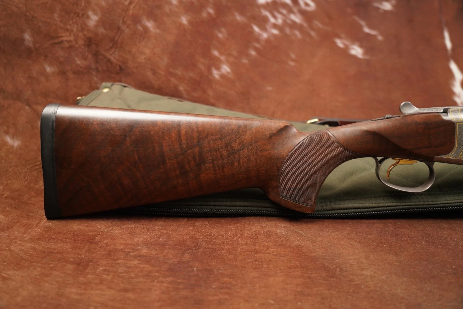 11 Browning Model Citori 525 Golden Clays 28 Ga. 30%22 Invector Over Under Shotgun 2004JOE00391 (Large).JPG