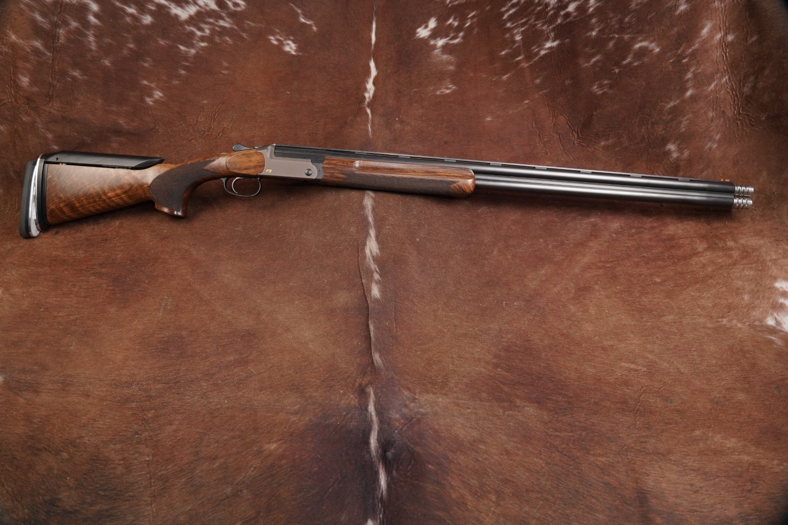 02 Blaser F3 Competition Sporting Standard 12 Ga 32%22 Comp-N-Choke Over Under Shotgun.JPG