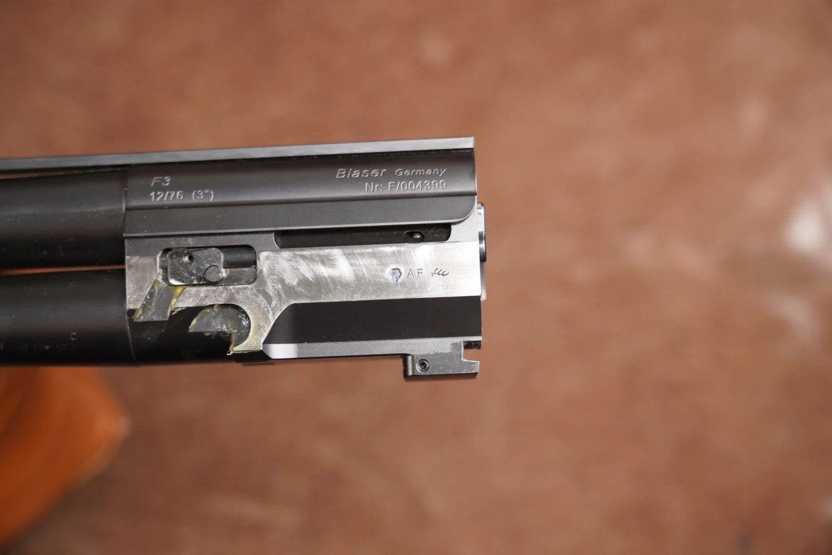 19 Blaser F3 Competition Sporting Standard 12 Ga 32%22 Comp-N-Choke Over Under Shotgun.JPG