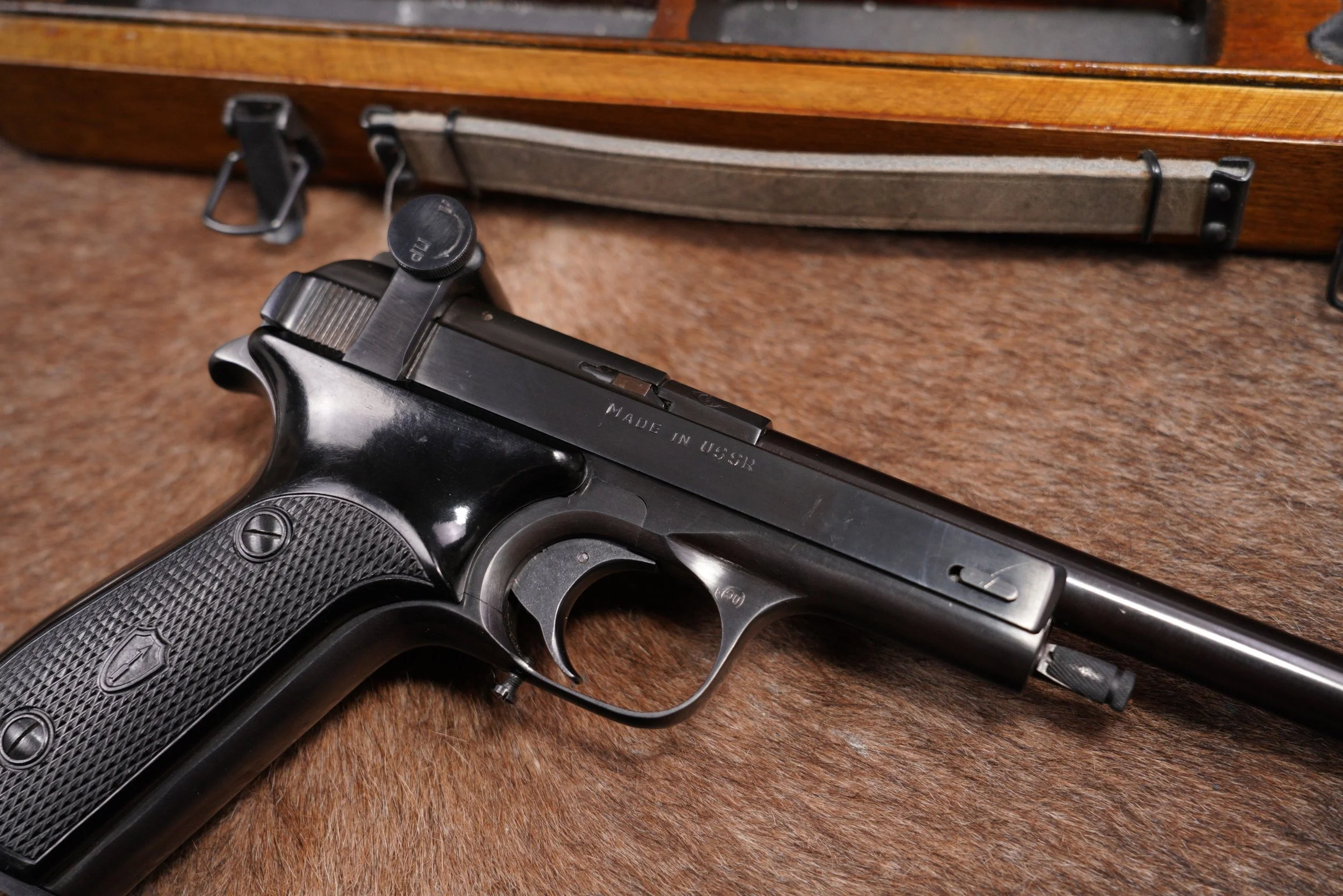 03 Tula USSR Margolin MCM .22 LR Soviet Semi-Auto Olympic Target Pistol C&R.JPG