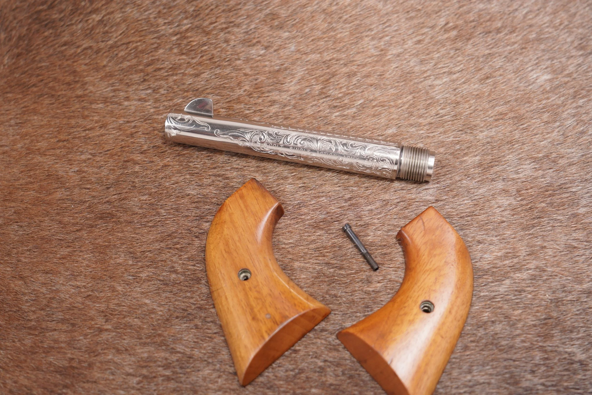 17 Custom Engraved Colt 2nd Gen Single Action Army SAA .45 12%22 Revolver C&R.JPG