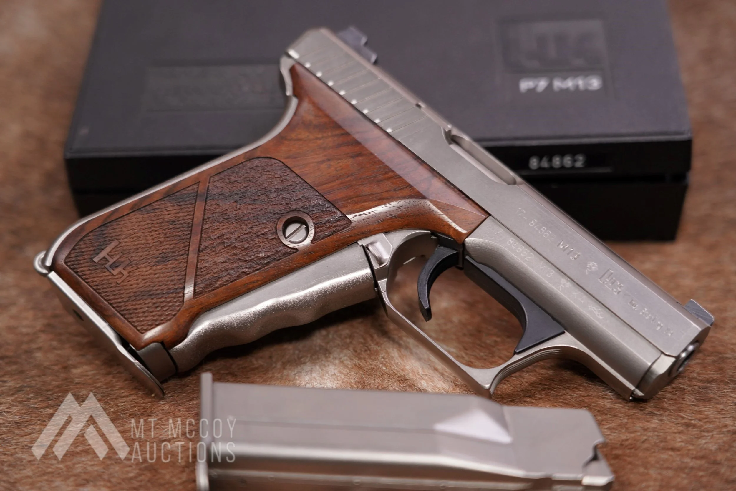 01 Heckler & Koch H&K P7M13 P7-M13 9mm 4%22 Nickel Squeeze Cocker Pistol, 1990.JPG