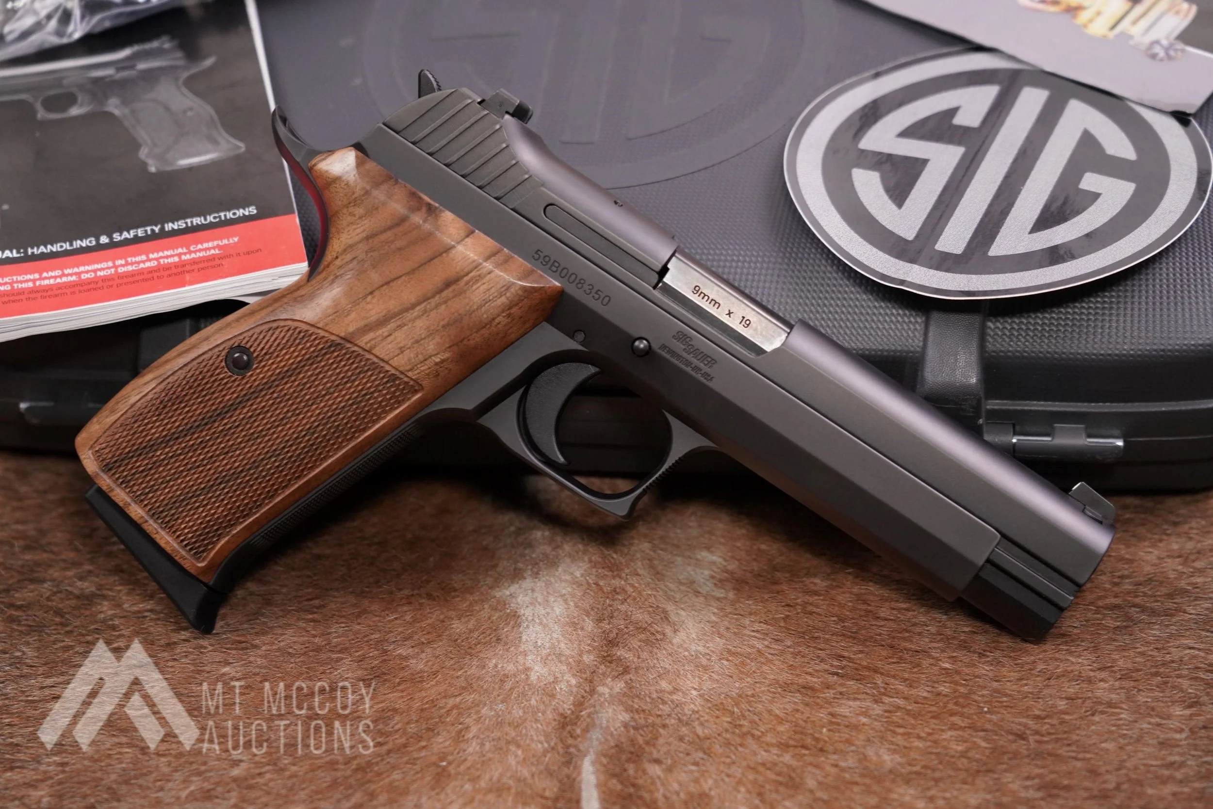 01 Sig Sauer P210 Standard Target 210A-9-B 9mm 5%22 SAO Semi-Auto LNIB.JPG