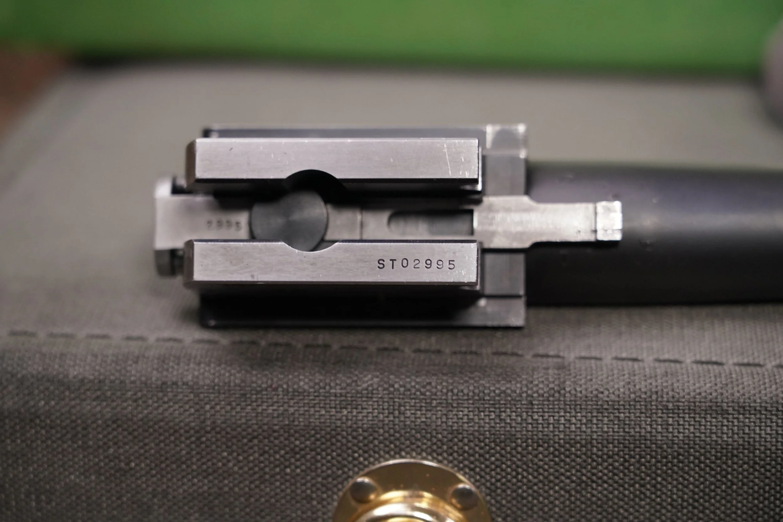 25 Remington Kolar Arms Model 90-T 90T Trap 12 Ga. 34%22 Single Shot Shotgun.JPG