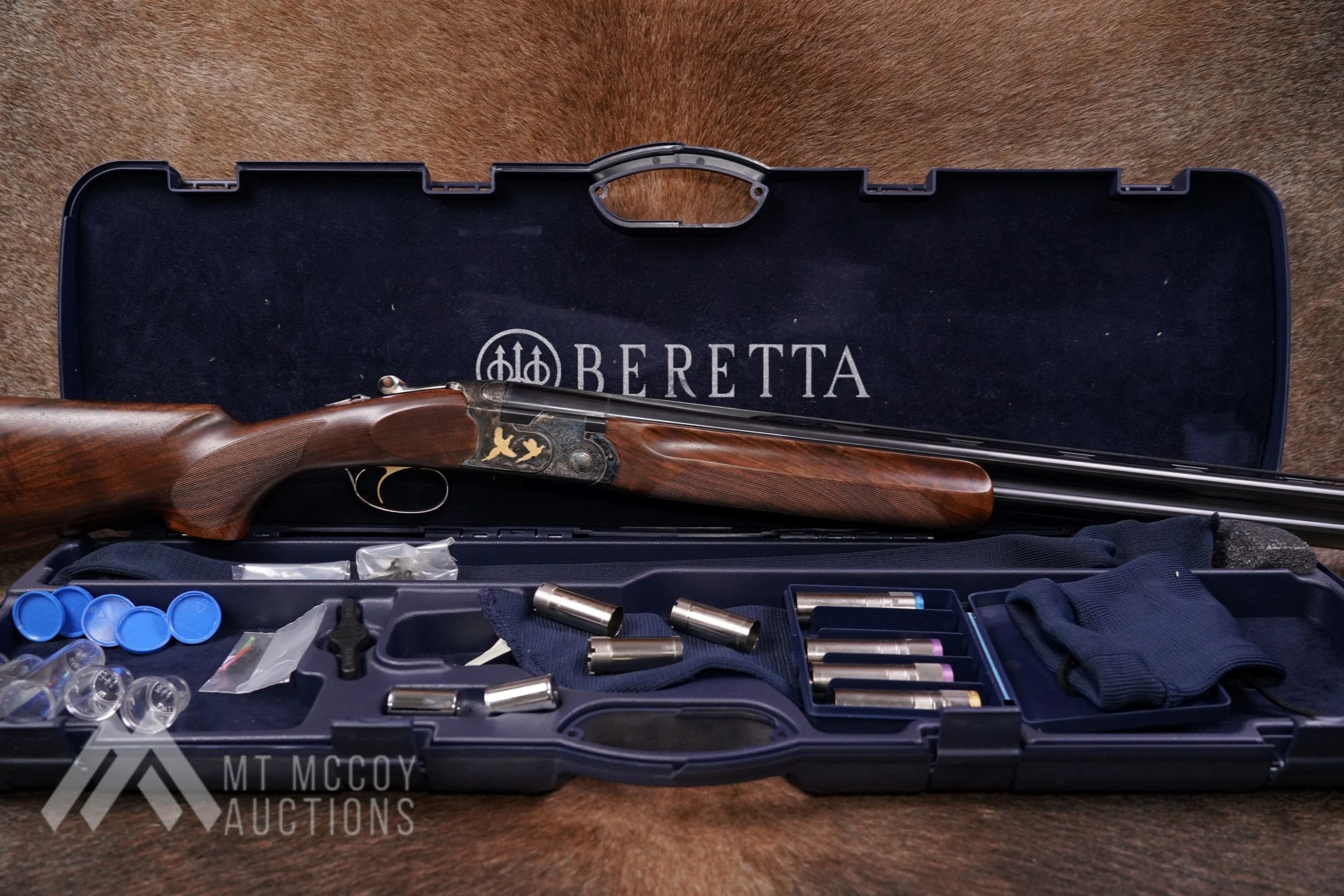 01 Beretta Model 687 Silver Pigeon V 12 Ga. 28%22 Over Under Shotgun with Case, MFD 2007.JPG