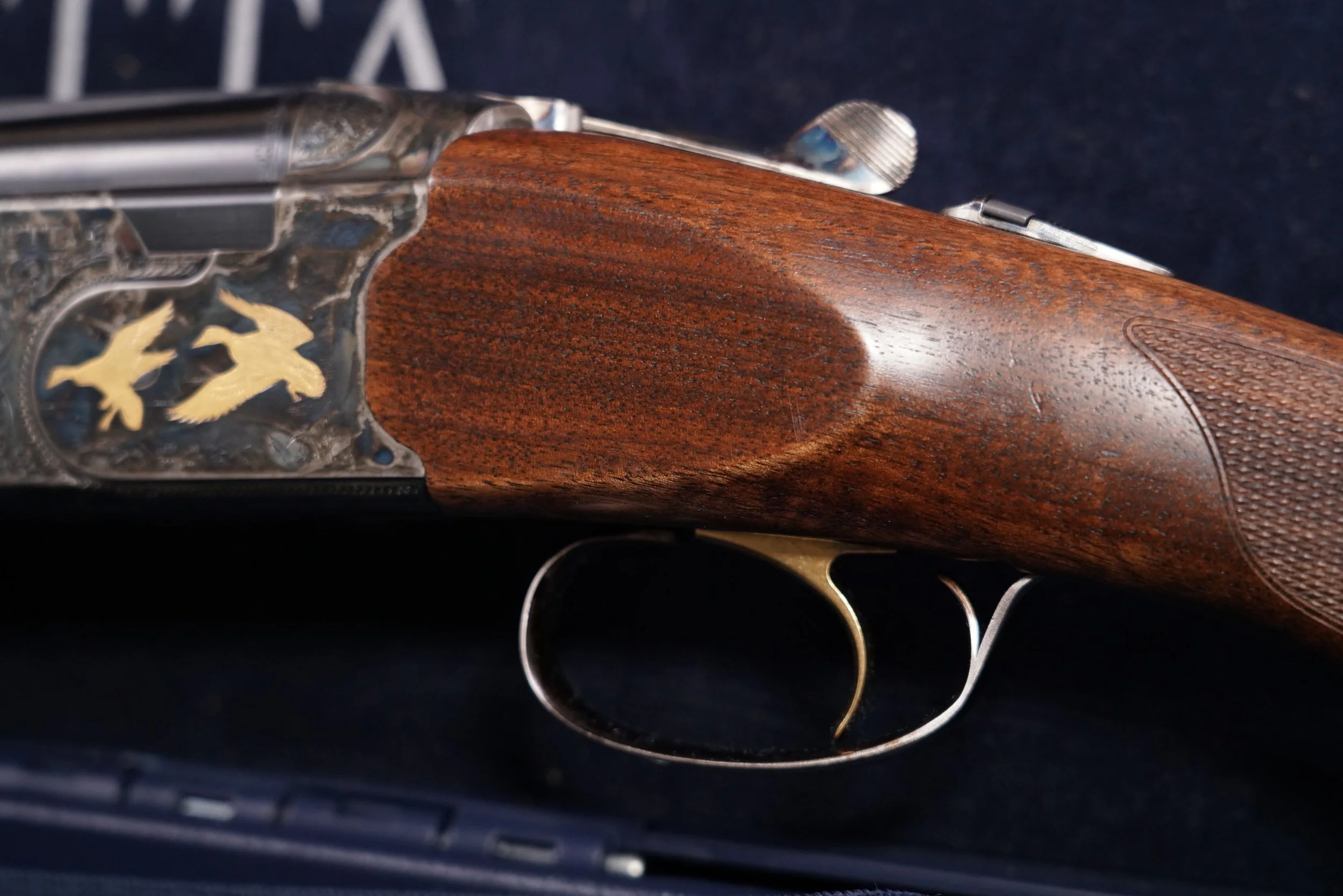 08 Beretta Model 687 Silver Pigeon V 12 Ga. 28%22 Over Under Shotgun with Case, MFD 2007.JPG