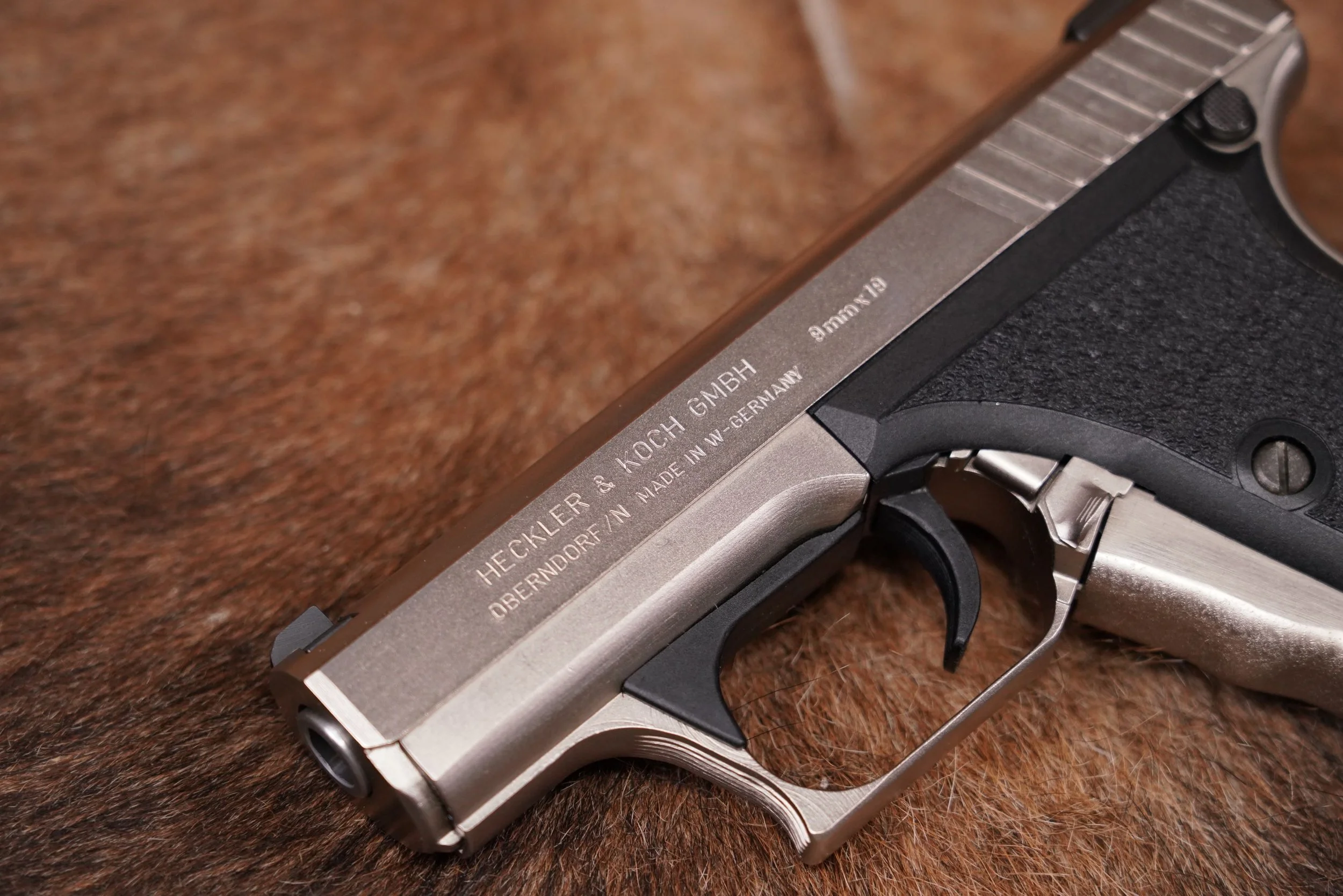 04 Heckler & Koch H&K Model P7M8 P7-M8 9mm Nickel Semi-Auto Pistol, 1992.JPG