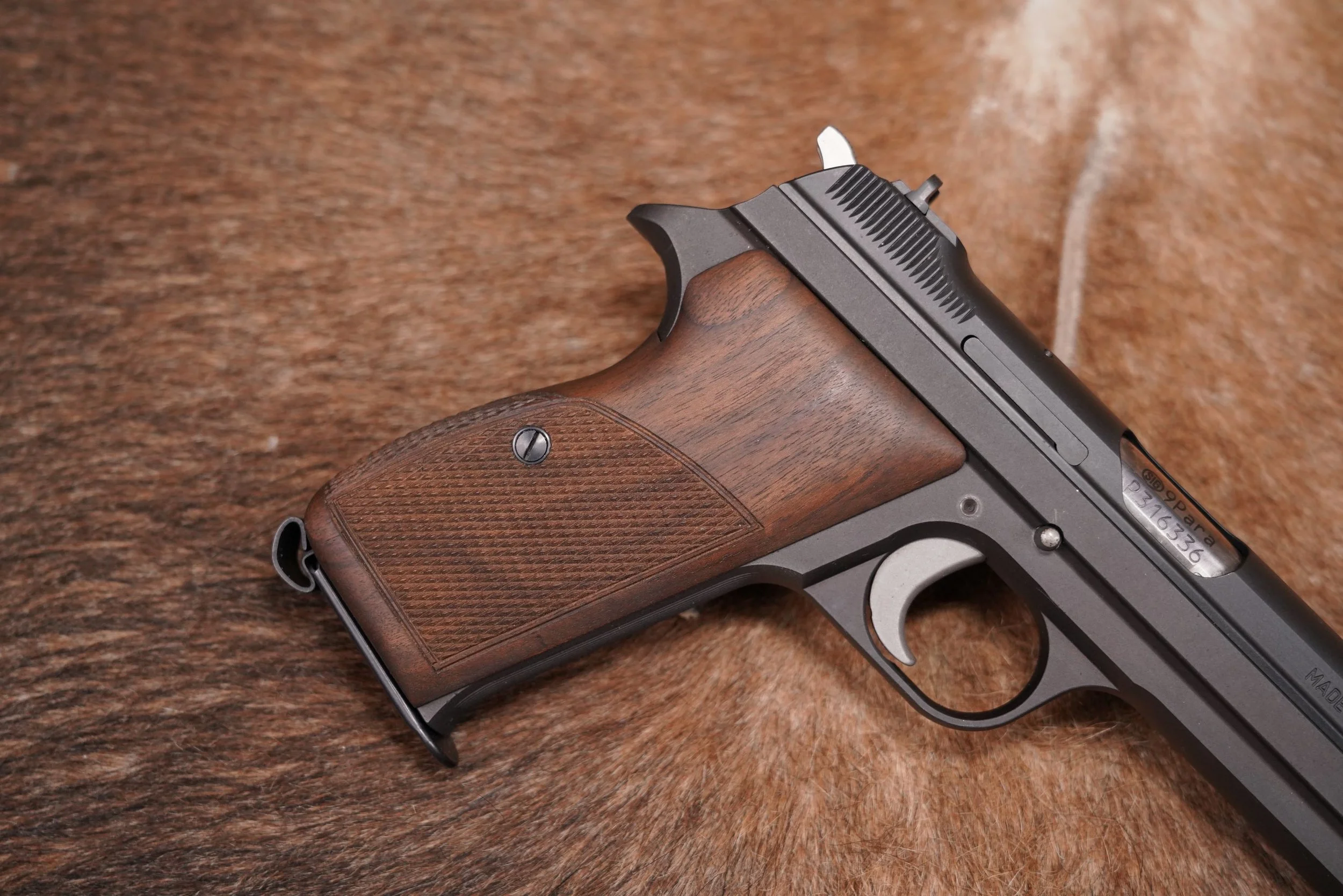 22 Swiss SIGARMS Inc. Model P210-6 9mm Semi-Auto Pistol with .22 LR Kit.JPG