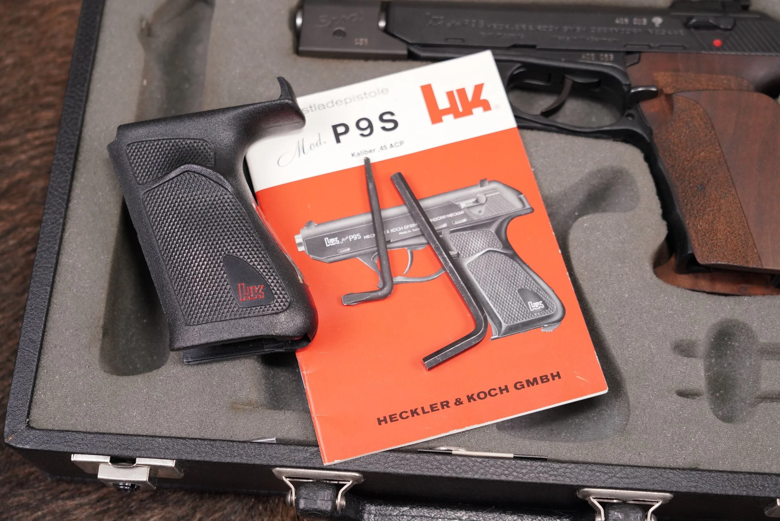35 Heckler & Koch P9S Target .45 ACP Semi Automatic Pistol with Sport Barrel Package, Manufactured 1989.JPG