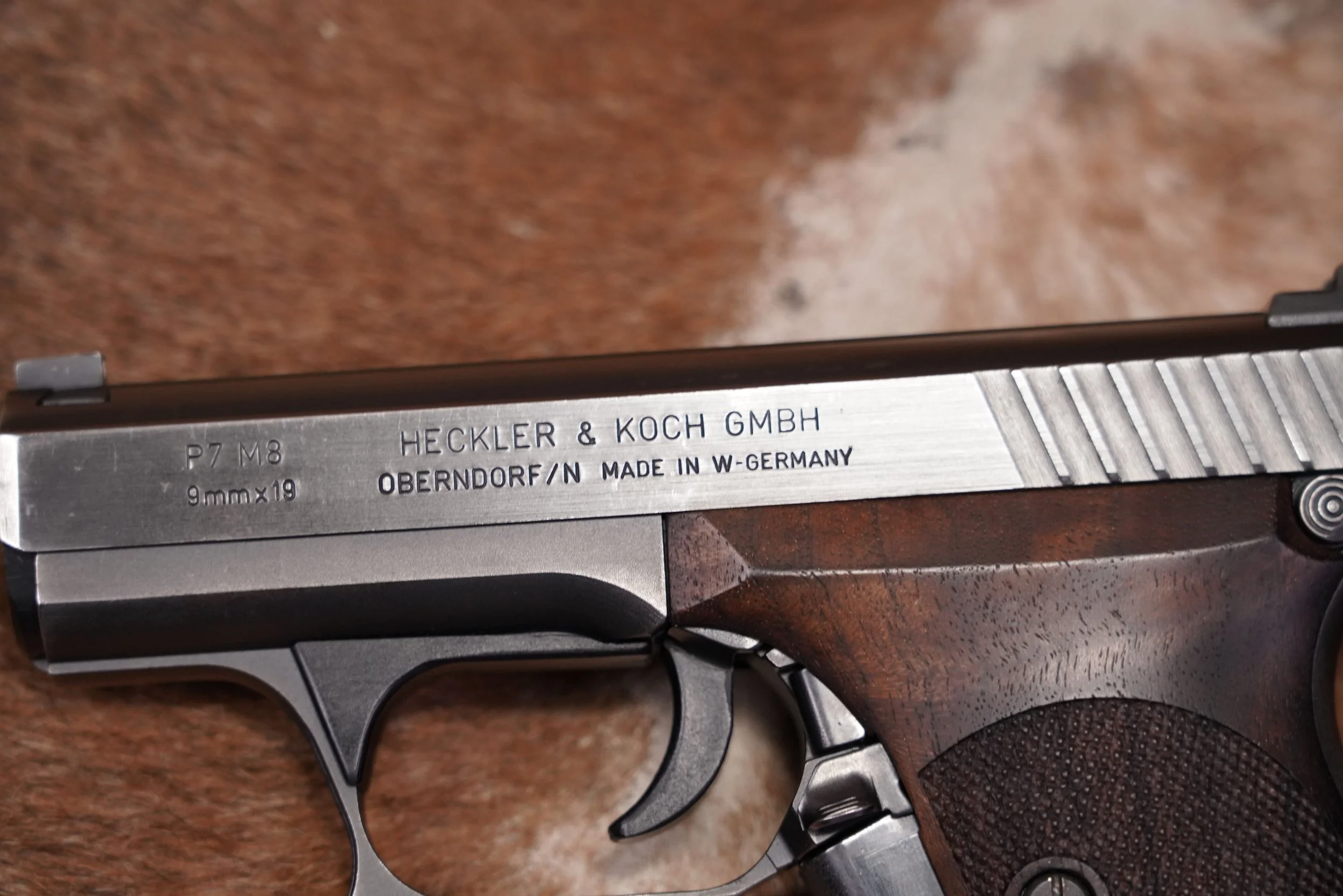 05 Heckler & Koch H&K Model P7M8 P7-M8 9mm 4%22 Semi-Auto Pistol, 1986.JPG