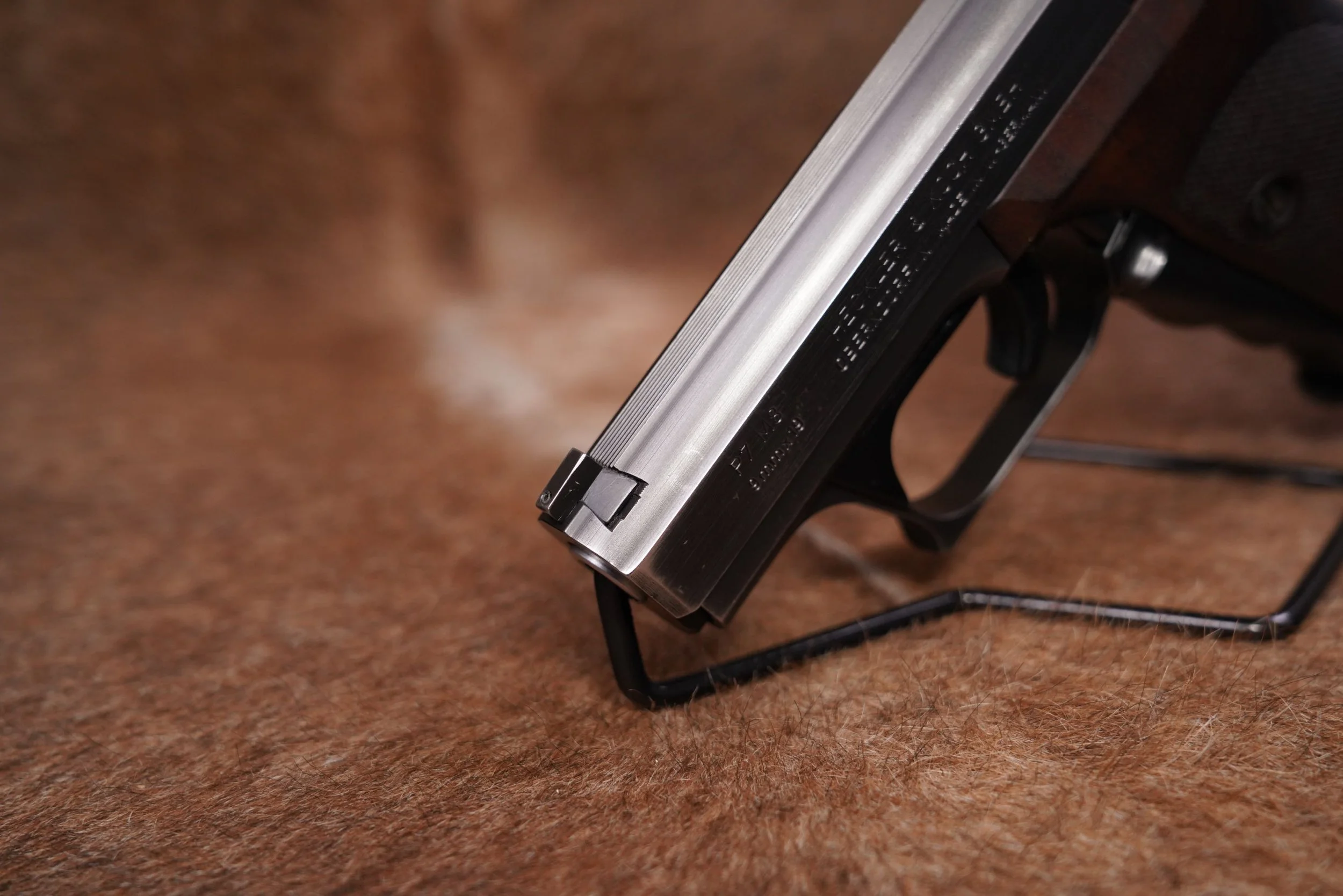 08 Heckler & Koch H&K Model P7M8 P7-M8 9mm 4%22 Semi-Auto Pistol, 1986.JPG