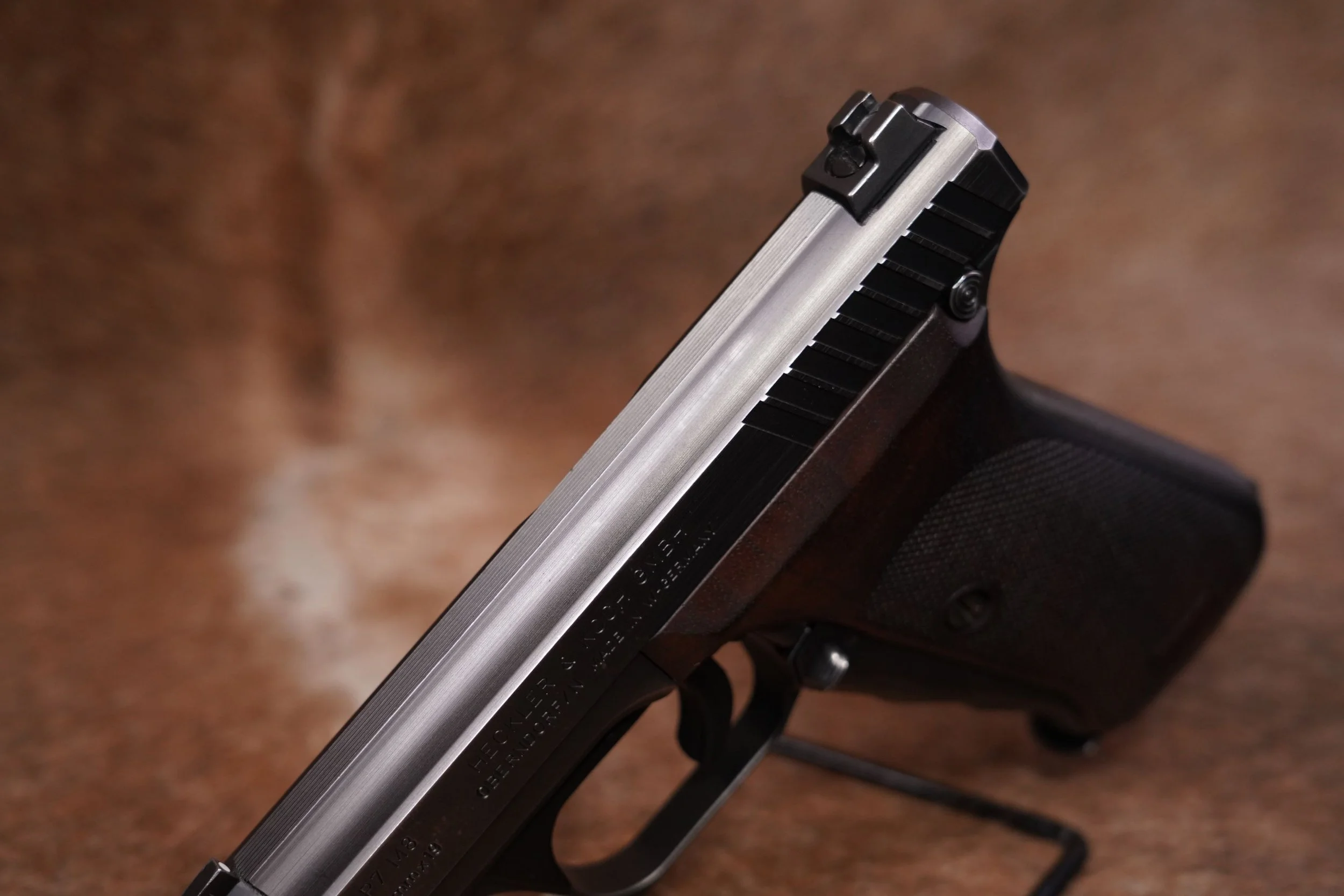 09 Heckler & Koch H&K Model P7M8 P7-M8 9mm 4%22 Semi-Auto Pistol, 1986.JPG