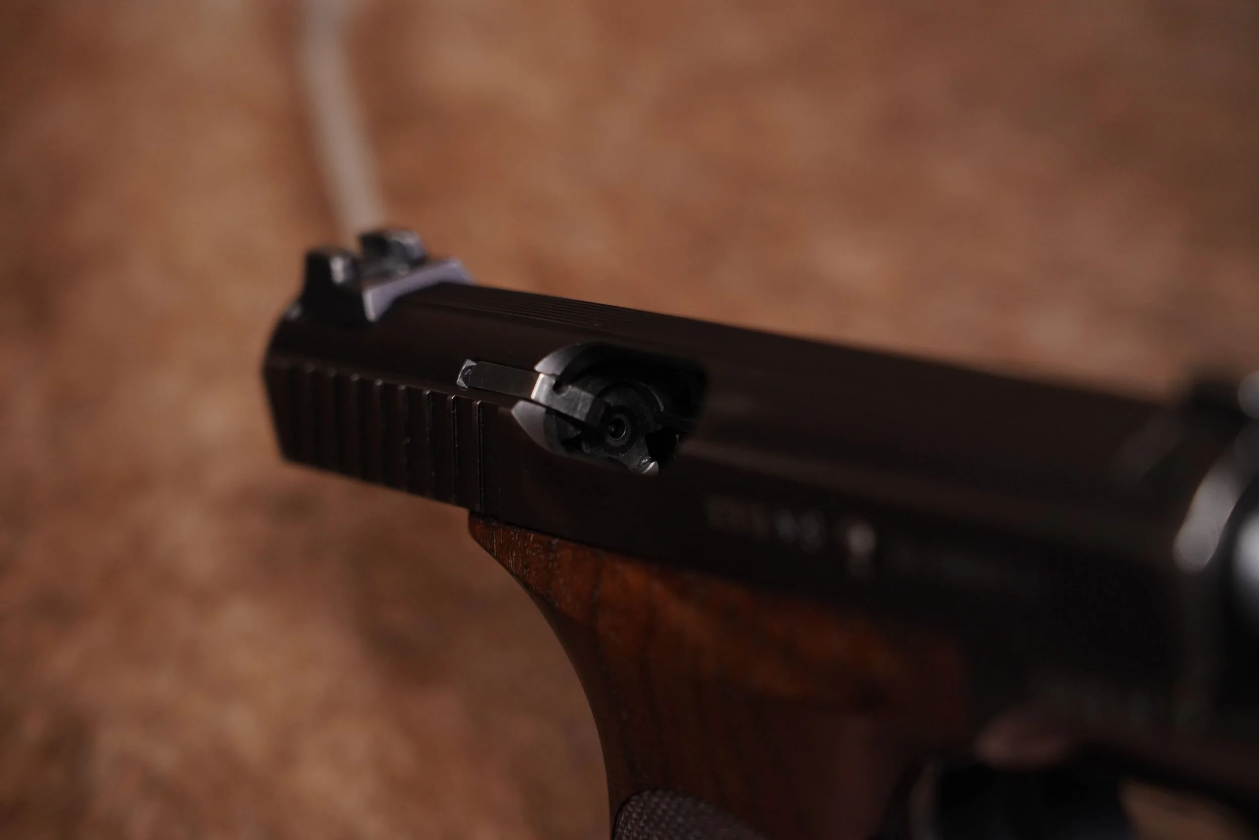 17 Heckler & Koch H&K Model P7M8 P7-M8 9mm 4%22 Semi-Auto Pistol, 1986.JPG