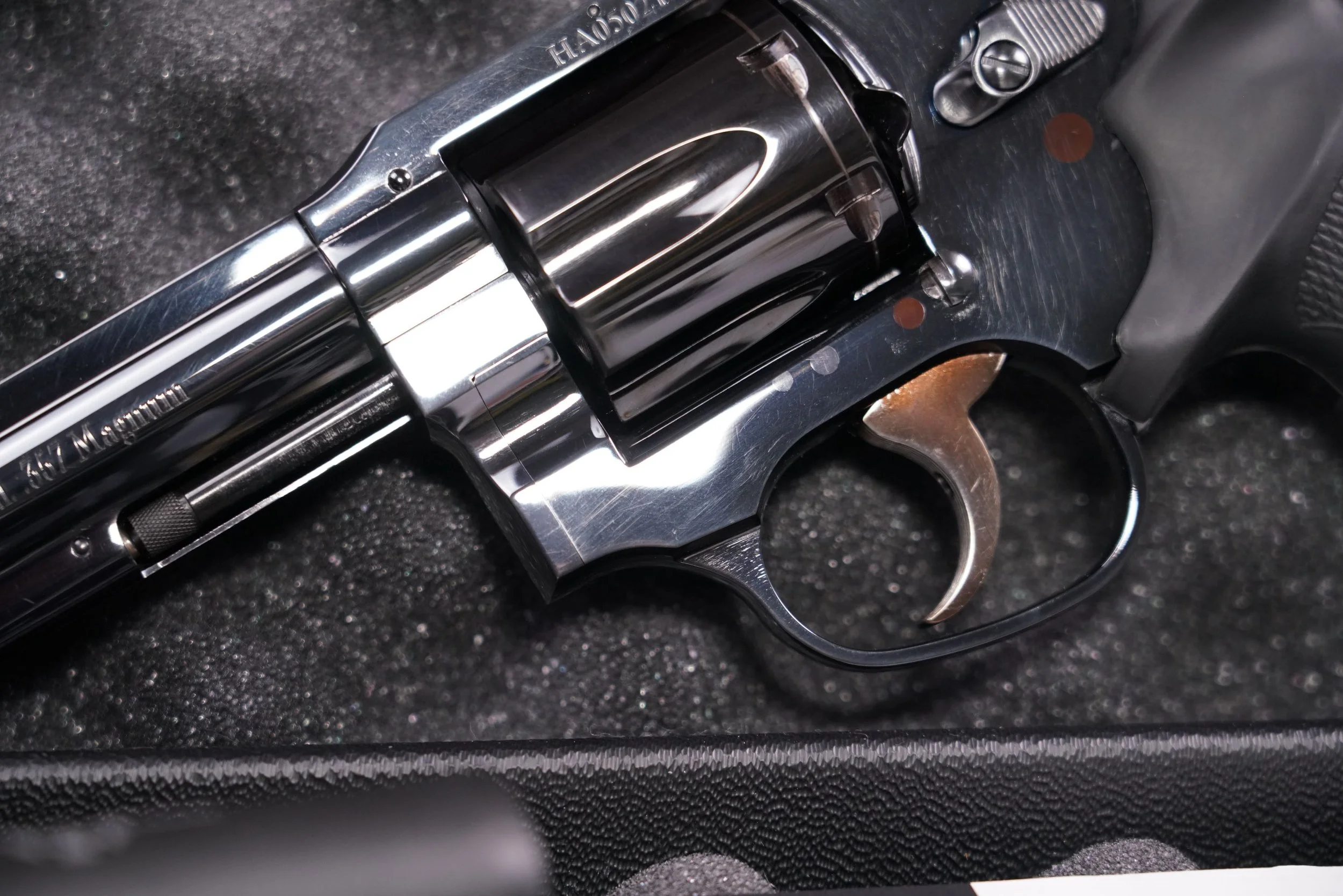 05 Manurhin MR73 MR-73 Gendarmerie JRMR9734G  .357 Magnum 4%22 Revolver.JPG