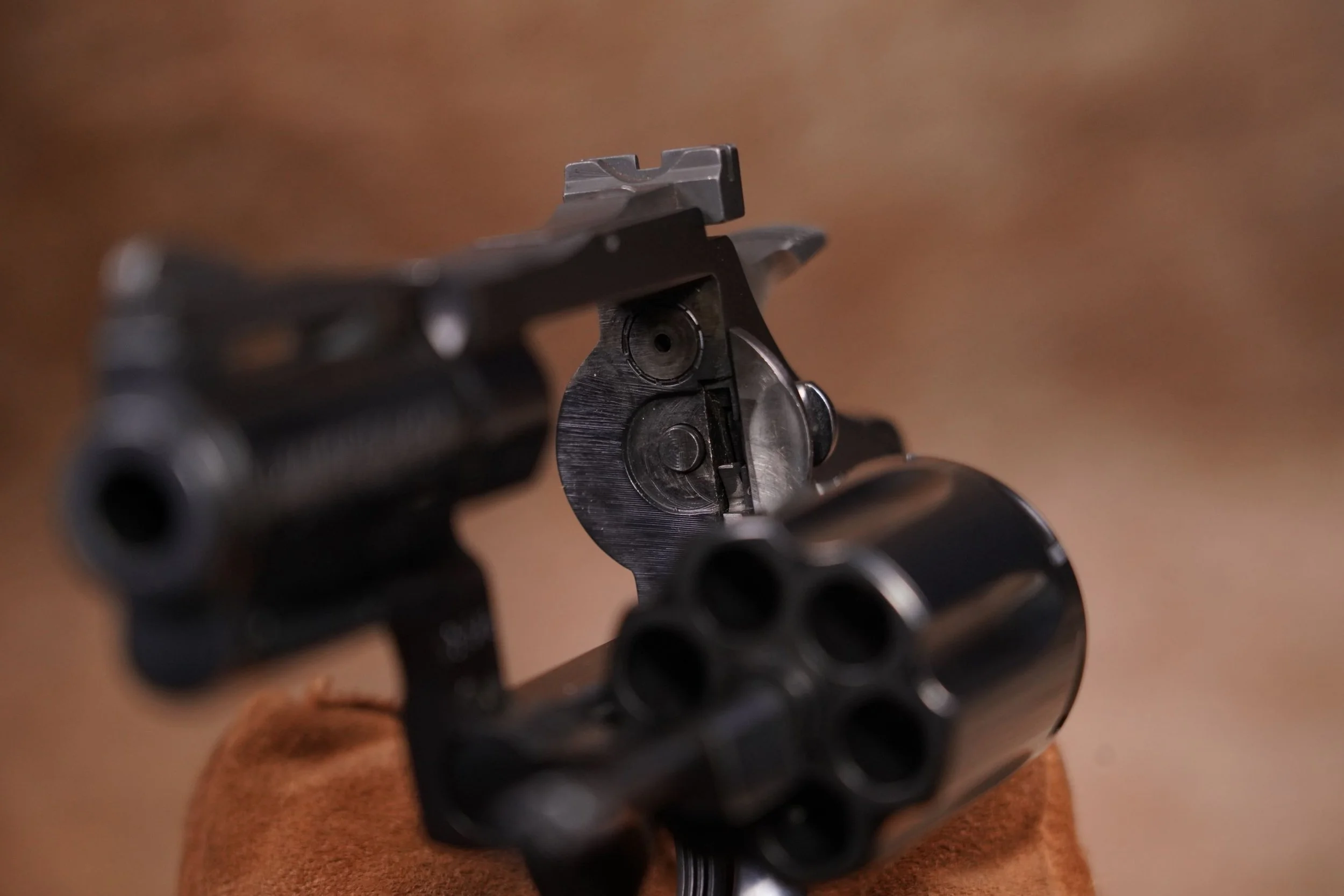 15 Colt Diamondback D5520 .38 Special 2.5%22 Double Action Revolver MFD 1969 C&R.JPG