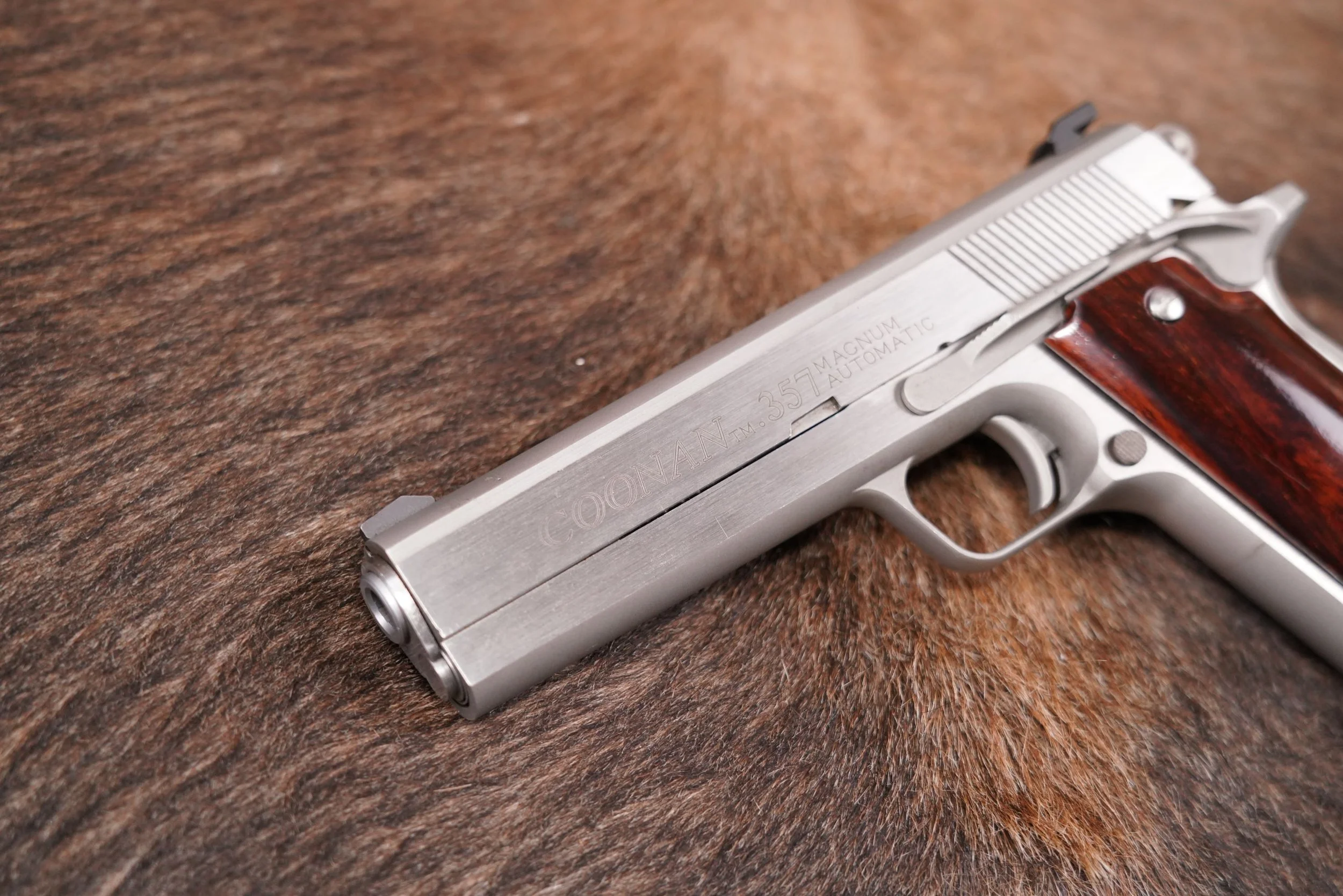04 Coonan Arms Inc Model B .357 Magnum 5%22 Stainless Semi-Auto Pistol like 1911.JPG