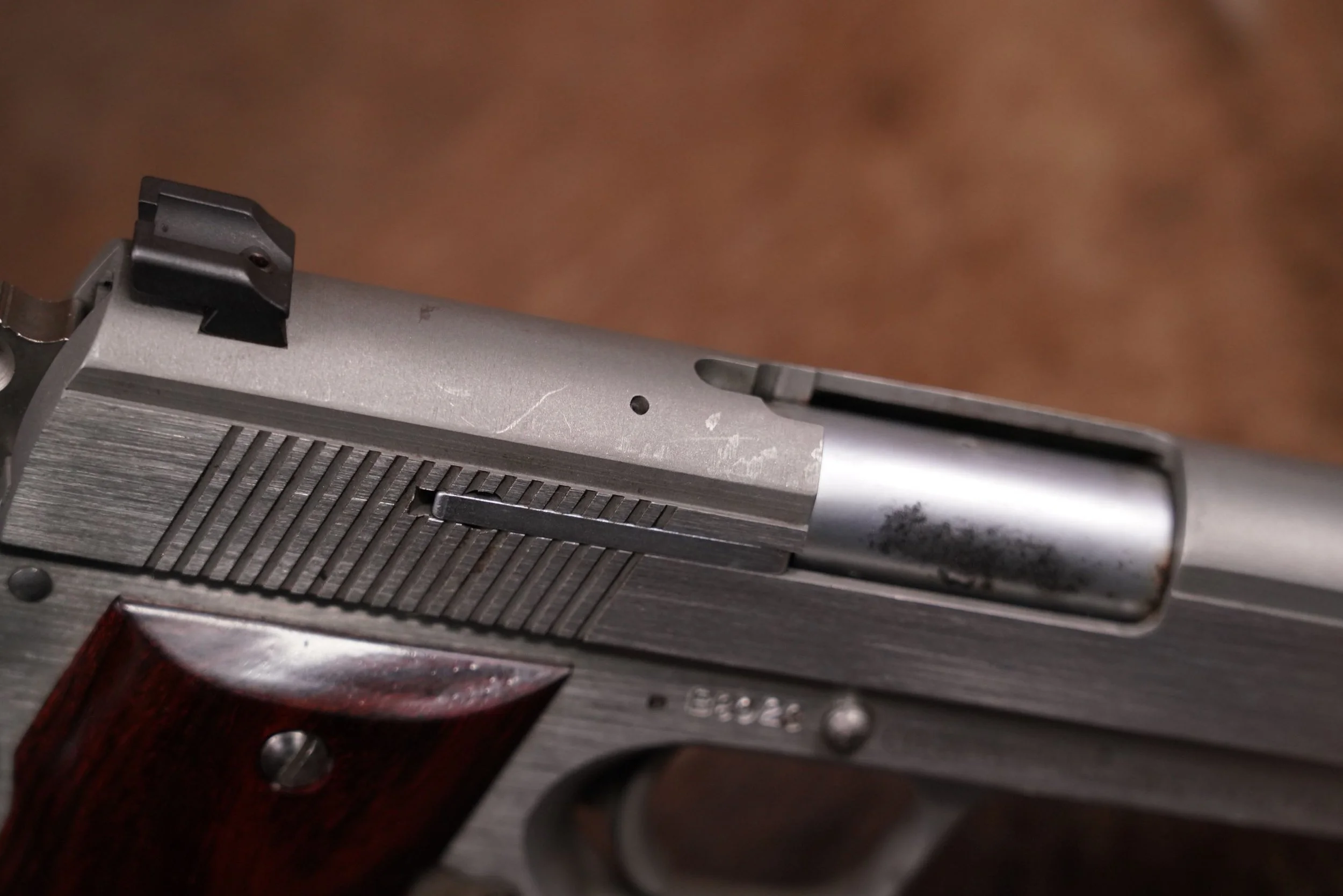 25 Coonan Arms Inc Model B .357 Magnum 5%22 Stainless Semi-Auto Pistol like 1911.JPG