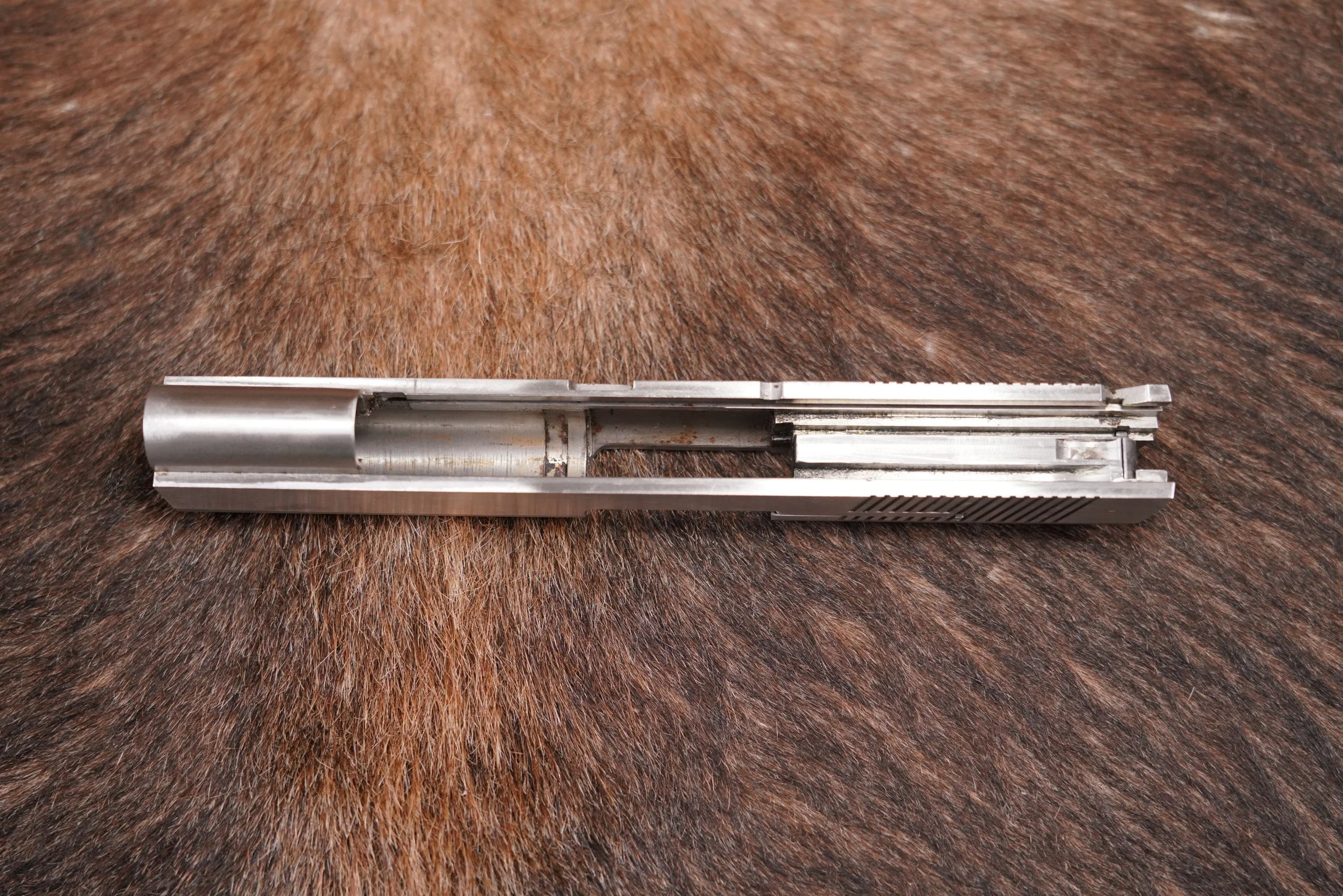 35 Coonan Arms Inc Model B .357 Magnum 5%22 Stainless Semi-Auto Pistol like 1911.JPG