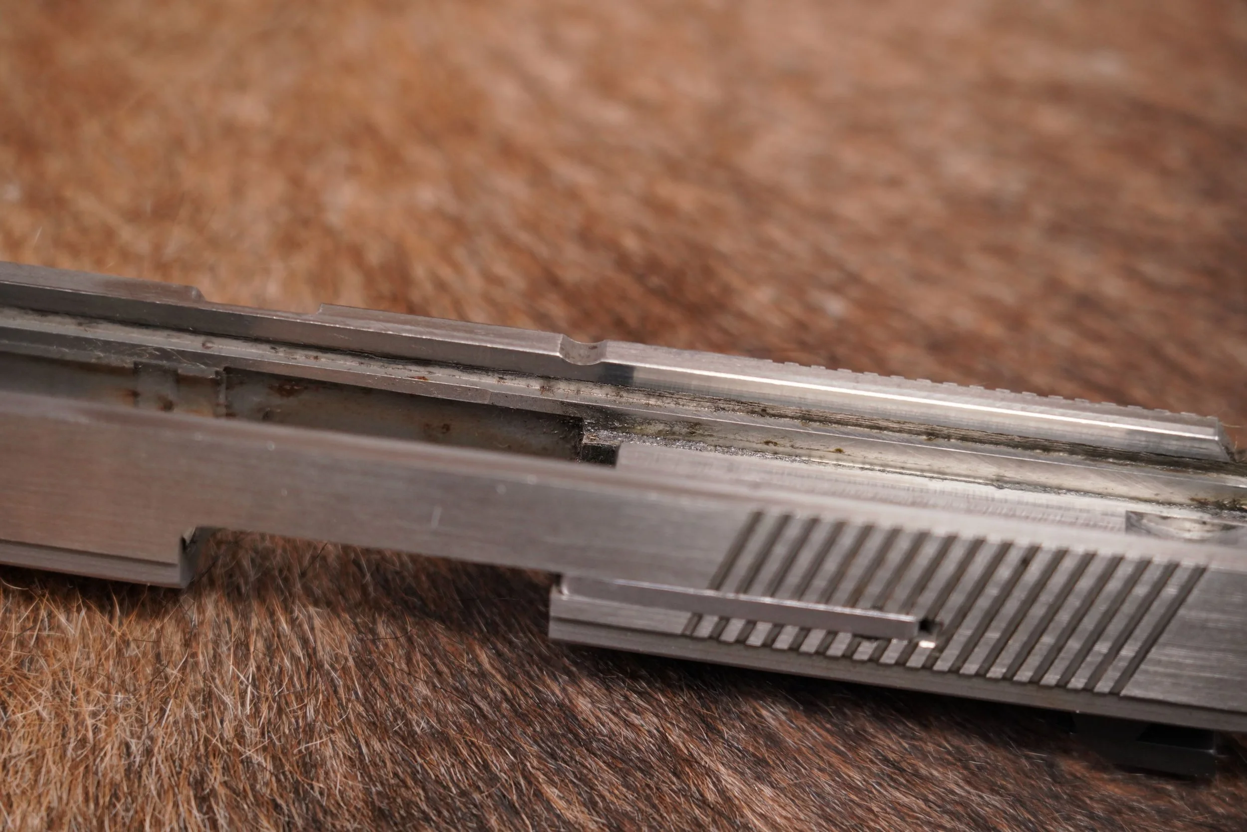 40 Coonan Arms Inc Model B .357 Magnum 5%22 Stainless Semi-Auto Pistol like 1911.JPG