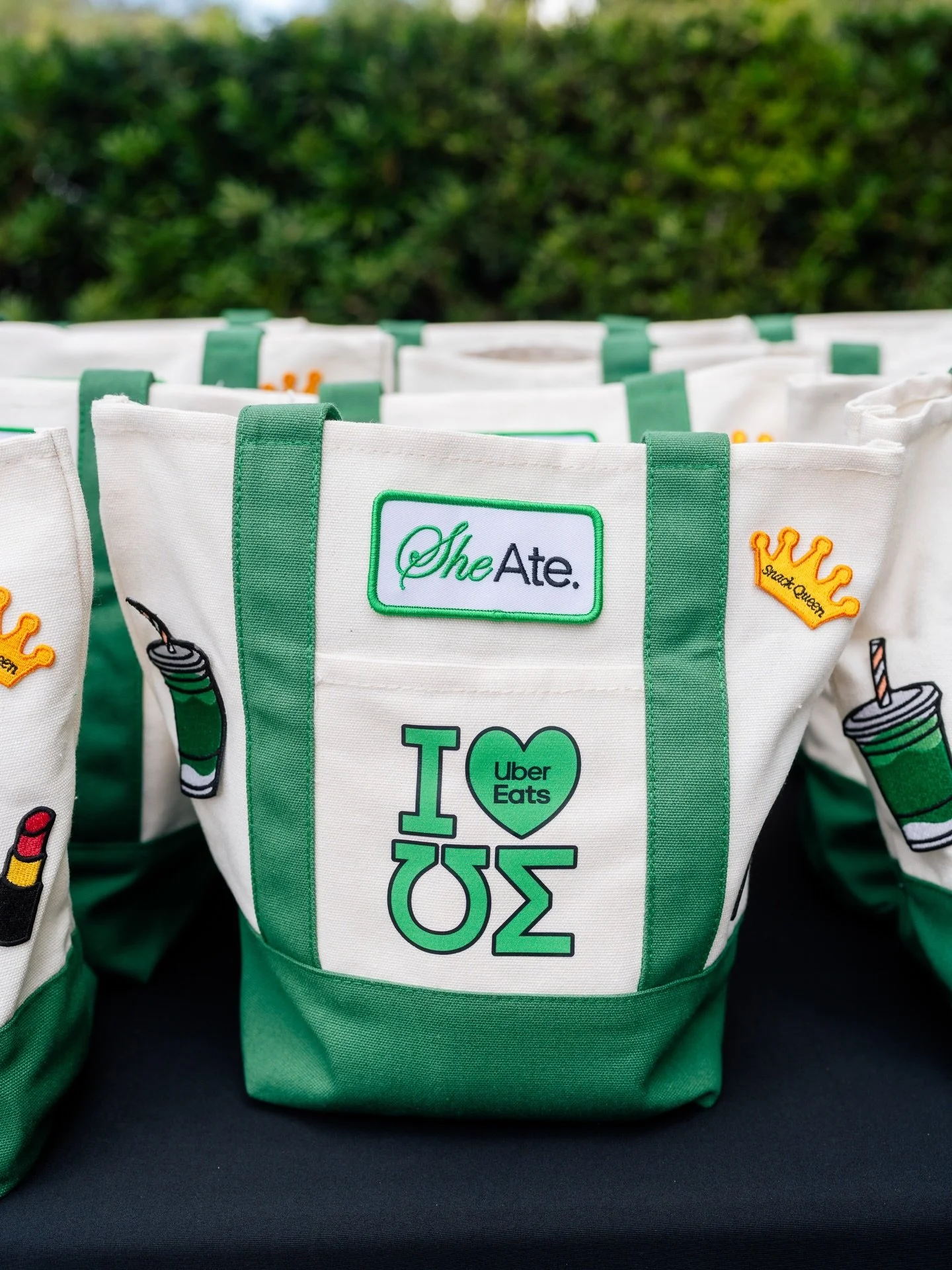 DPhiE Sorority 🤝 @ubereats 🛍️🪻