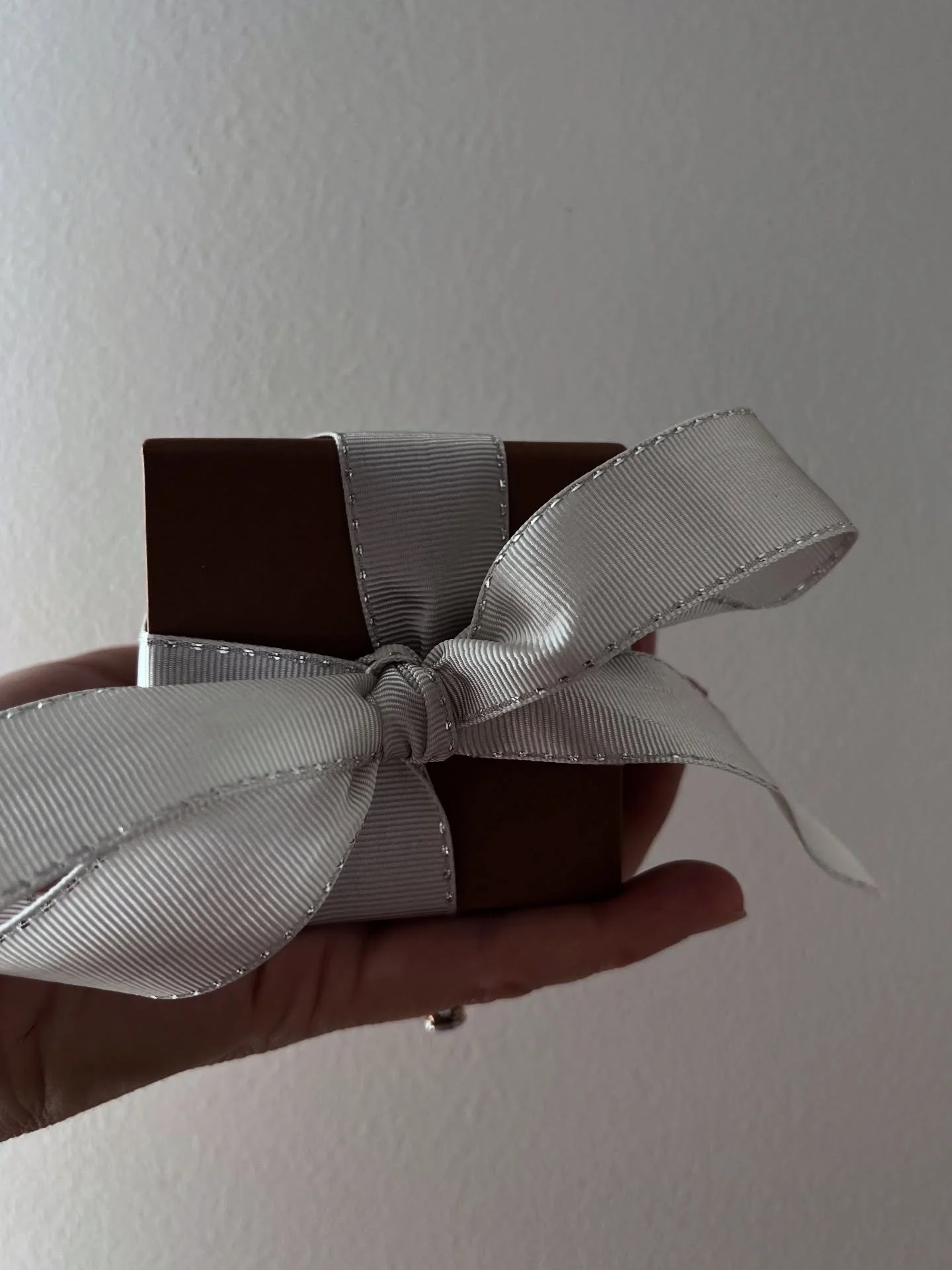 Handing over handmade with a touch of glitter ribbon this silly season. 
🤍