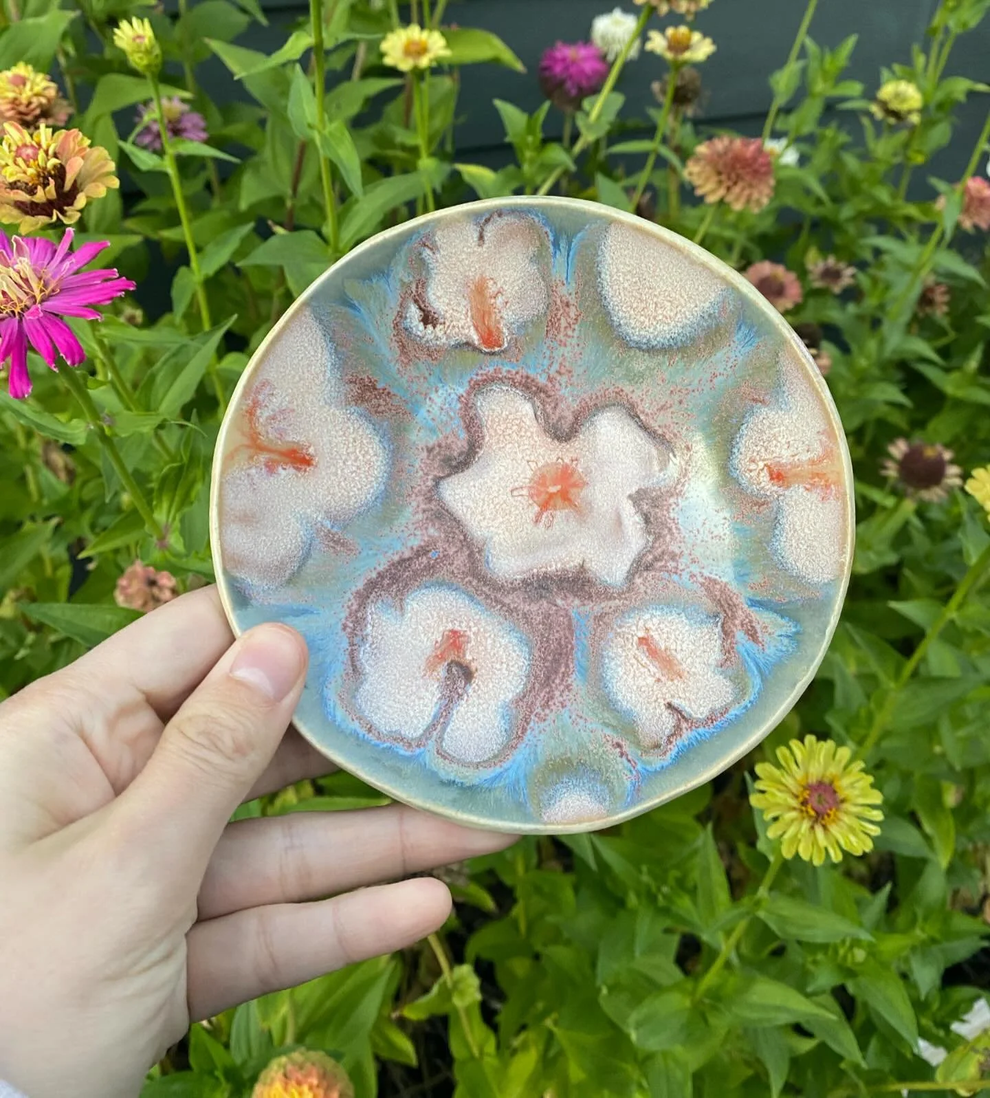 A small bowl in a glaze combo that is beautiful &amp; fun but sometimes so finicky!! I think it worked on this piece.
.
.
.
.
.
#ceramics #ceramicsofinstagram #potter  #ceramicstudio #potteryofinstagram #handcrafted #pottery #shoplocal #smallbusiness