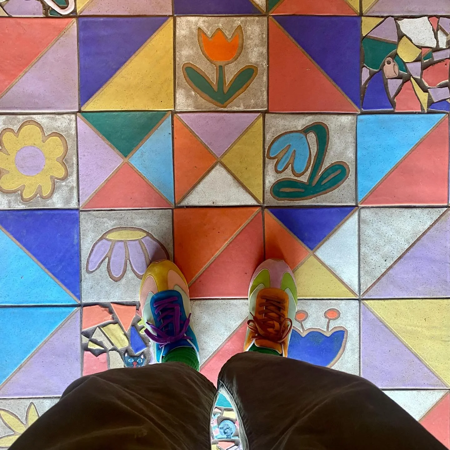 Some of my stuff available at the beautiful, fun, and cool @finethingsstorefront !!!! @alexandriacummingsceramics &amp; @marycarrollceramics did SUCH an incredible job putting this shop together. There is a great variety of items, and lots of cool br