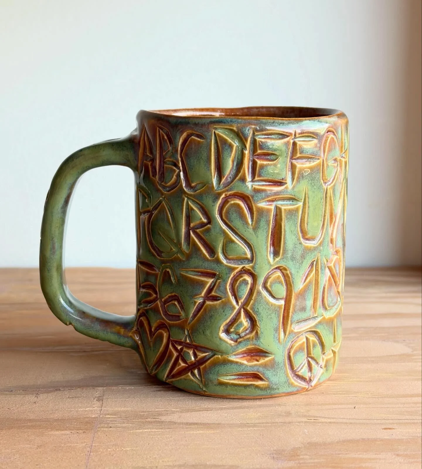 An old favorite from my slab days.
I still have it because, well, maybe it&rsquo;s a bit hard to part with! #abc #mug