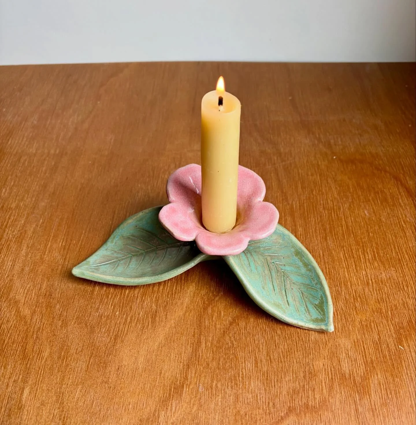 Didn&rsquo;t set out to make this form, but it just kind of happened&mdash; and I really like it! What do you think? I think I may try to make more 🌞🌺🕯️