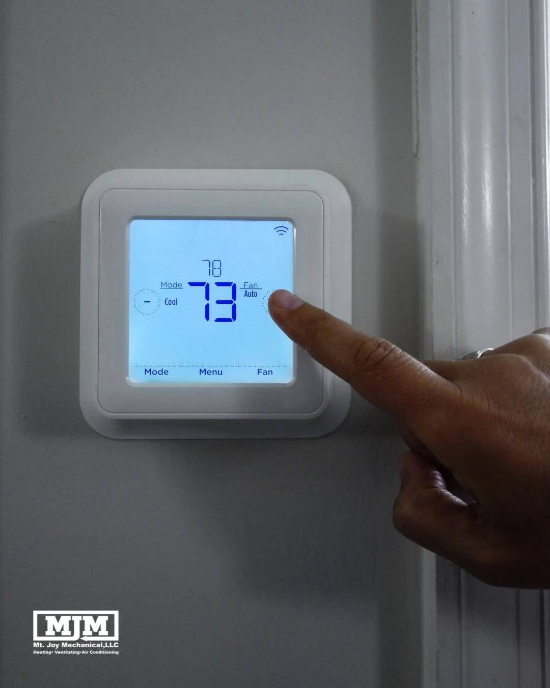 Chilly in the morning, warm by afternoon? Welcome to Fall in Pennsylvania!

Those big temperature swings can make it tricky to keep your home comfortable without constantly adjusting the thermostat.

A few tips for those in-between fall days:
🌡️ Avo