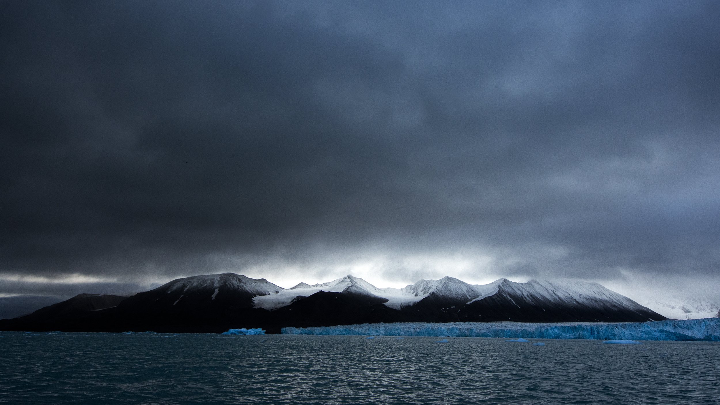 Svalbard Landscape V TIFF 16 9.jpg