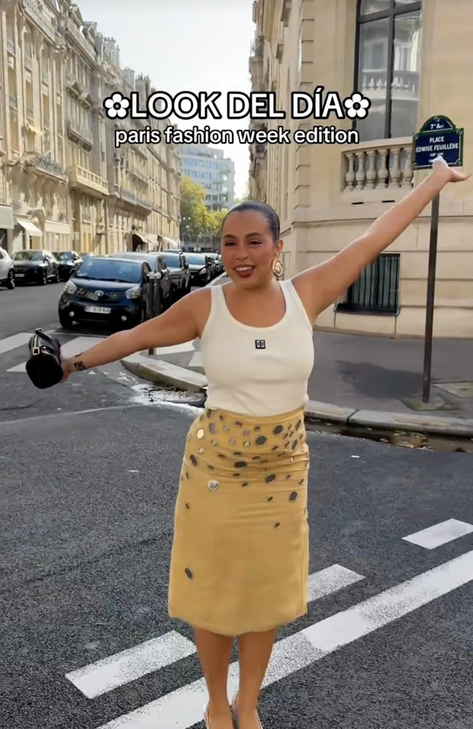 Sarita PFW Thumb 7.jpg