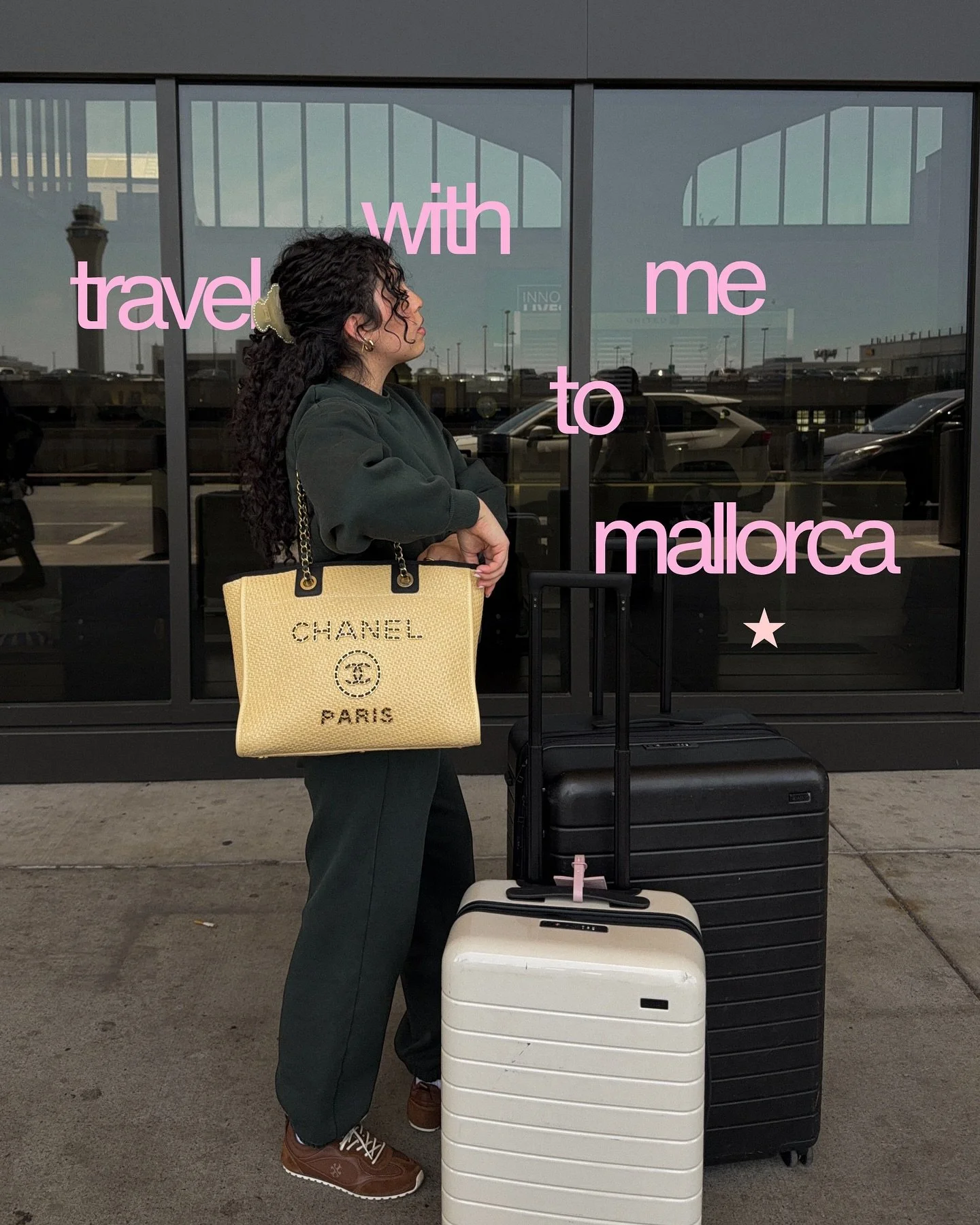 hate leaving my house, but love leaving the country&hellip;👜🖤