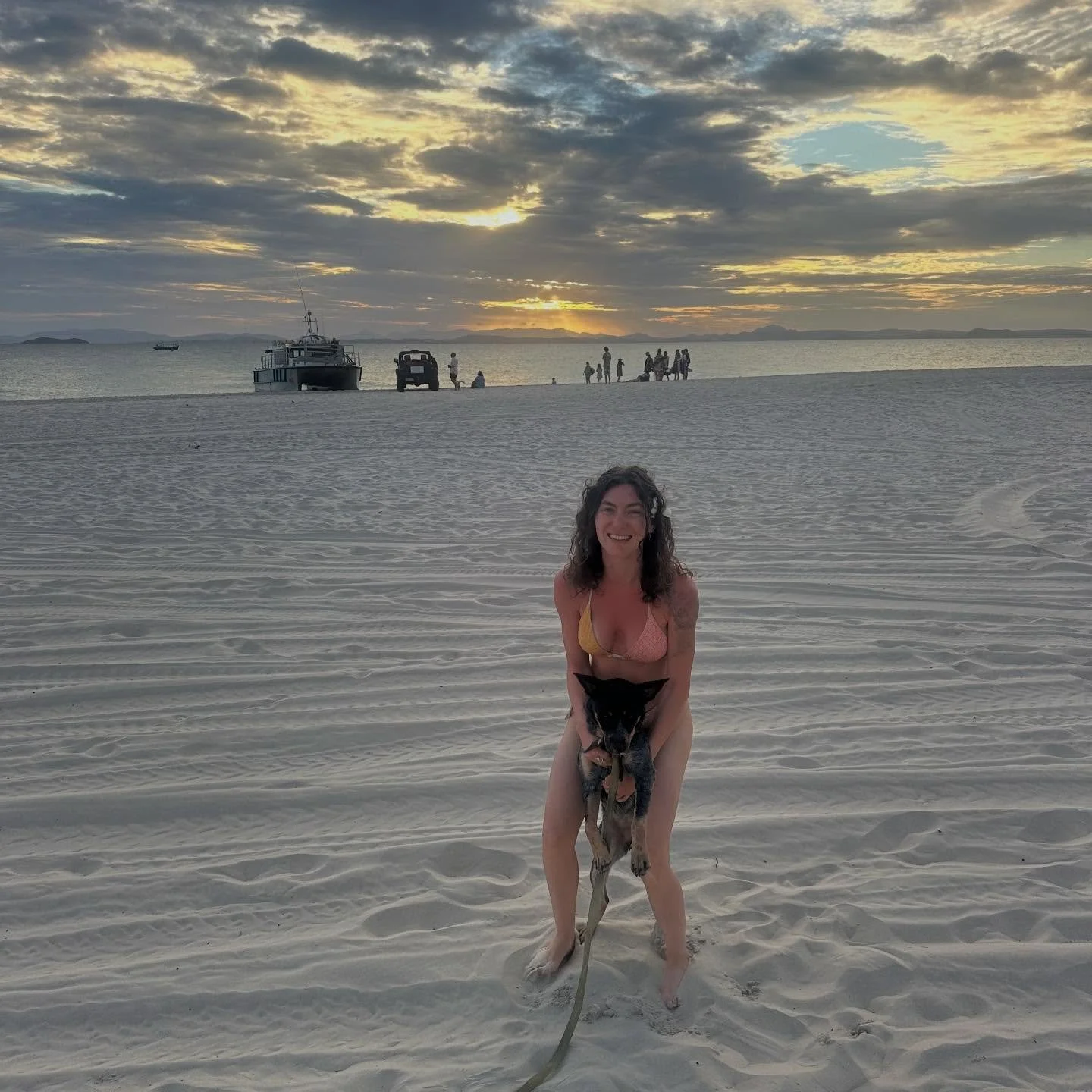 Rockhampton &rarr; Melbourne &rarr; Hinterlands &rarr; Gold Coast 

Tired but grateful &hellip; 

Somewhere in here I realised I can actually keep up with my life now.

Stay for the last slide of baby swans and morning songs 🤍

#selfhealing #painman