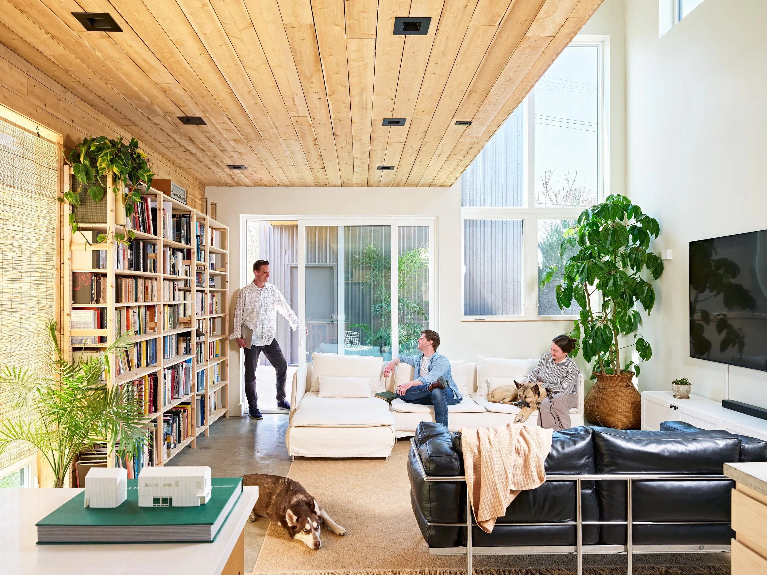Cochrane Interiors Living 3.jpg