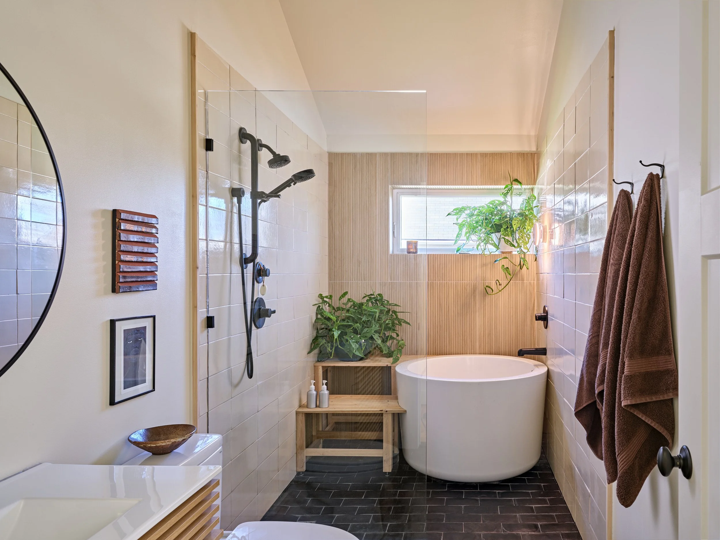 Cochrane Interiors Bath.jpg