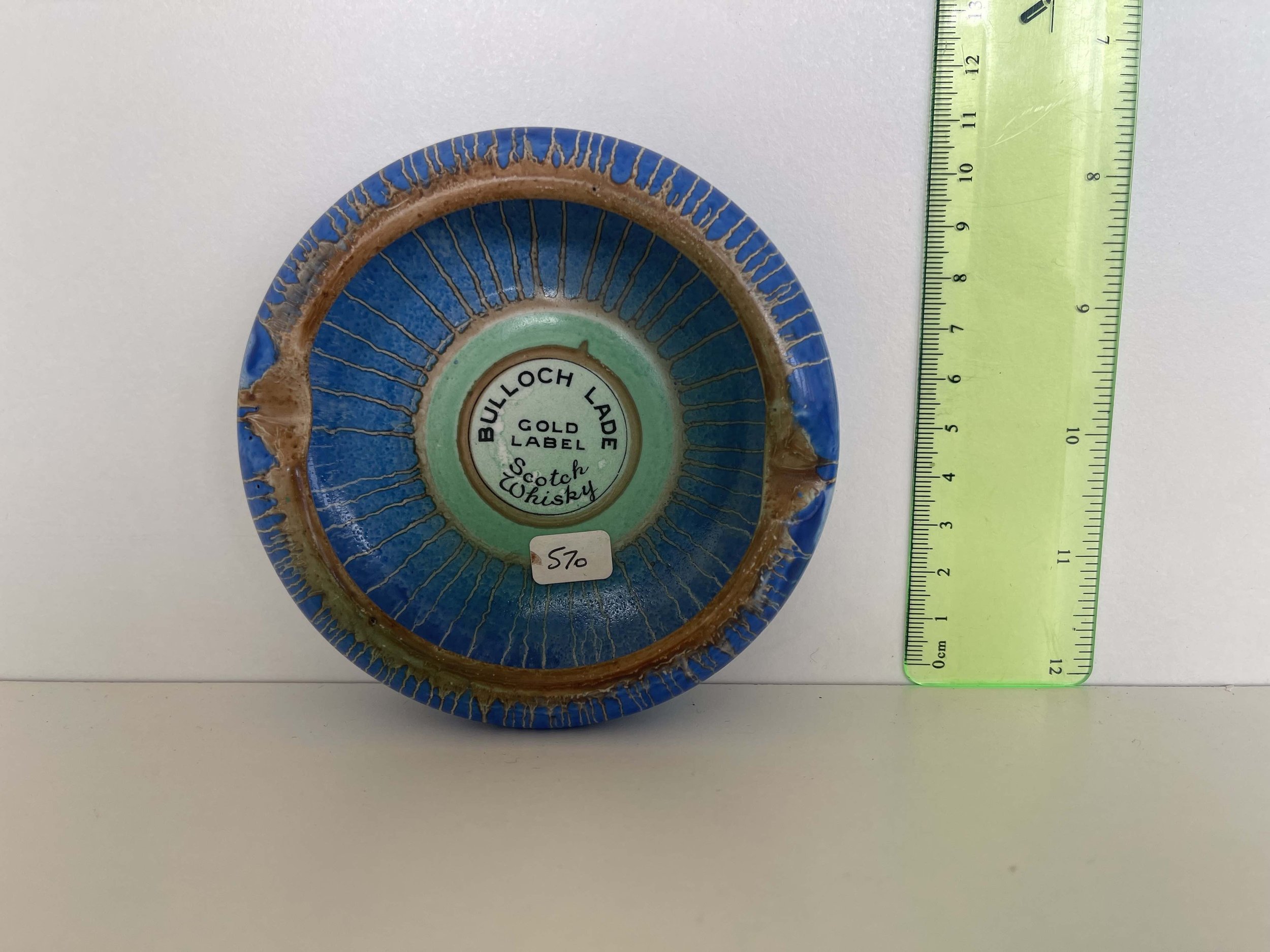 Blue Bulloch Lade Ashtray 1 .jpg