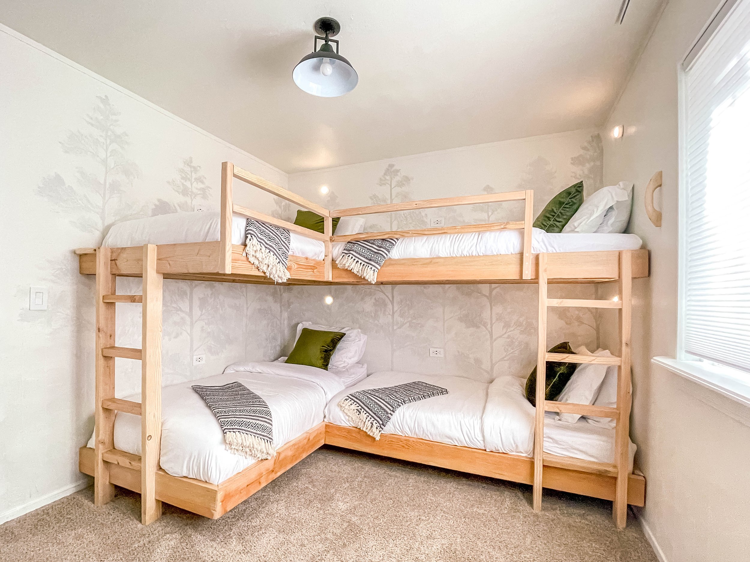 TAHOE BEAR CHALET - BABY.jpg