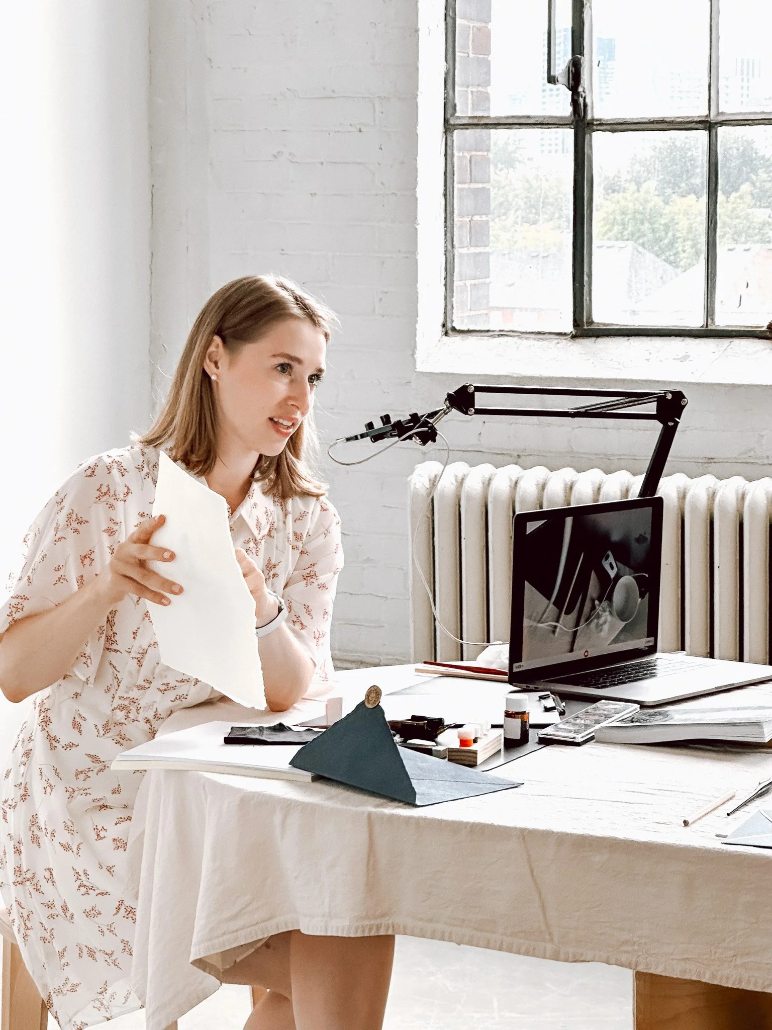 Valeria Danilova teaching modern calligraphy during a group workshop