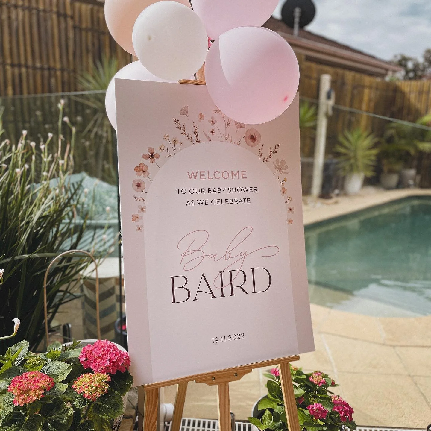 A beautiful afternoon celebrating Rob &amp; Sams little girl 🌞💕 ~ A1 3mm PVC Welcome Sign looking pretty 💃🏽
.
.
.
#printdesign #welcomesign #babyshower #signage